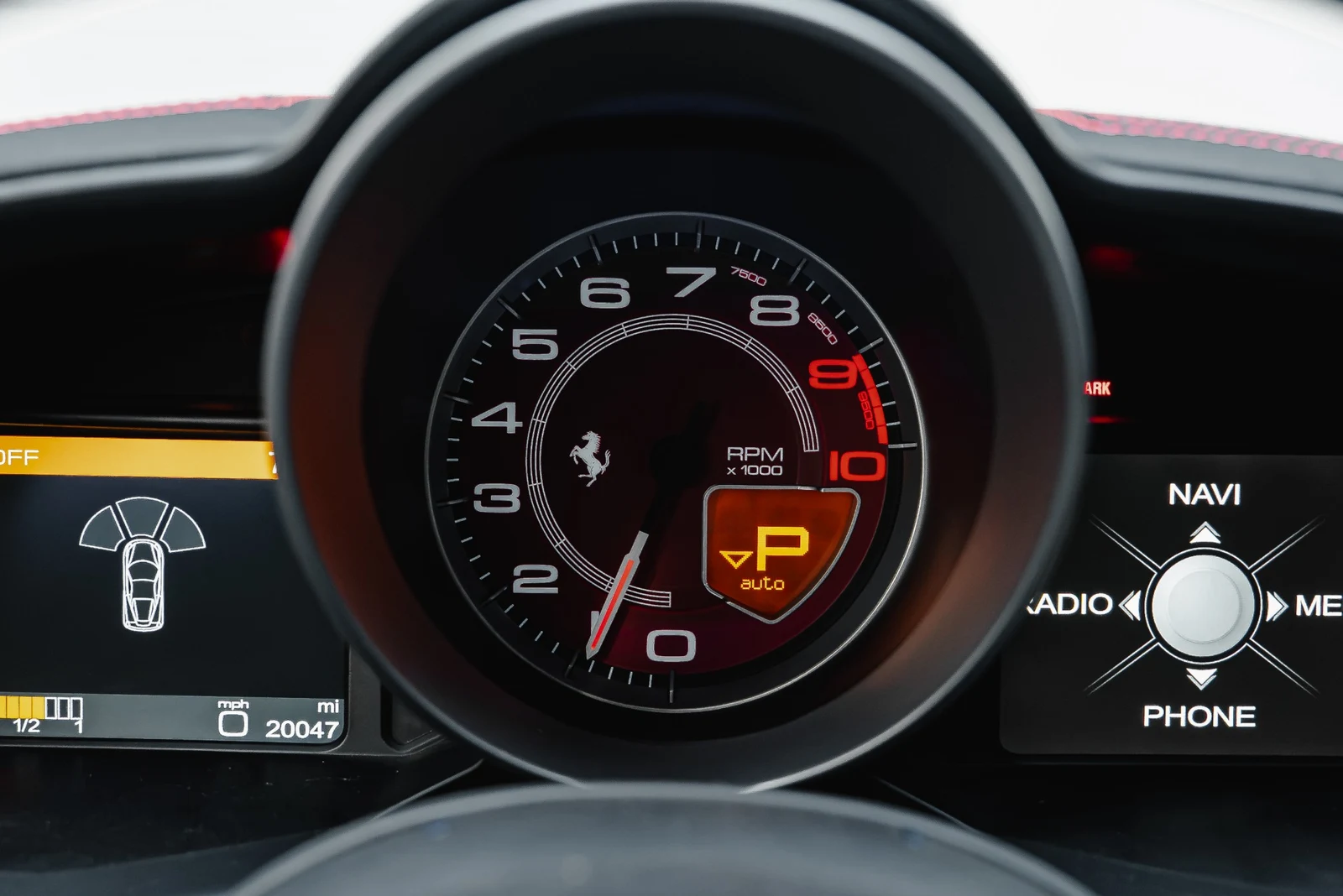 2013 Ferrari 458 Italia, 27/30