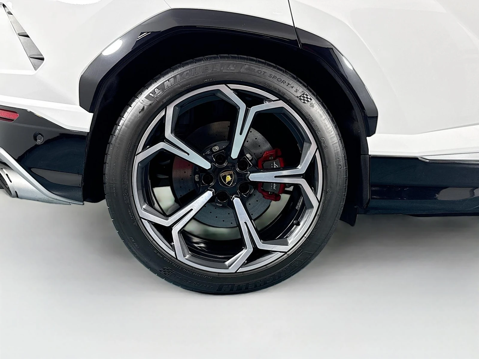 2021 Lamborghini Urus, 25/30