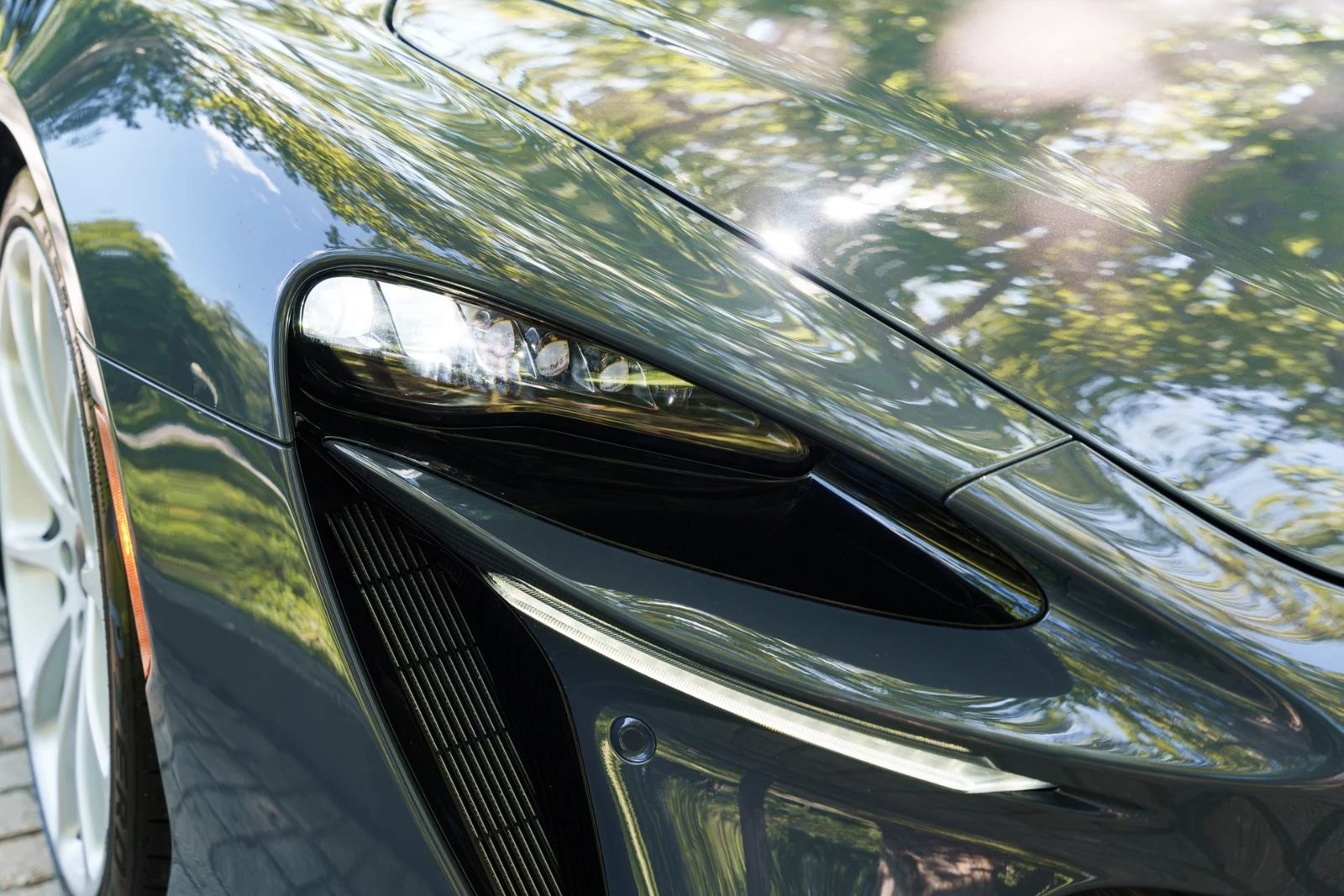 2026 McLaren Artura, 18/30
