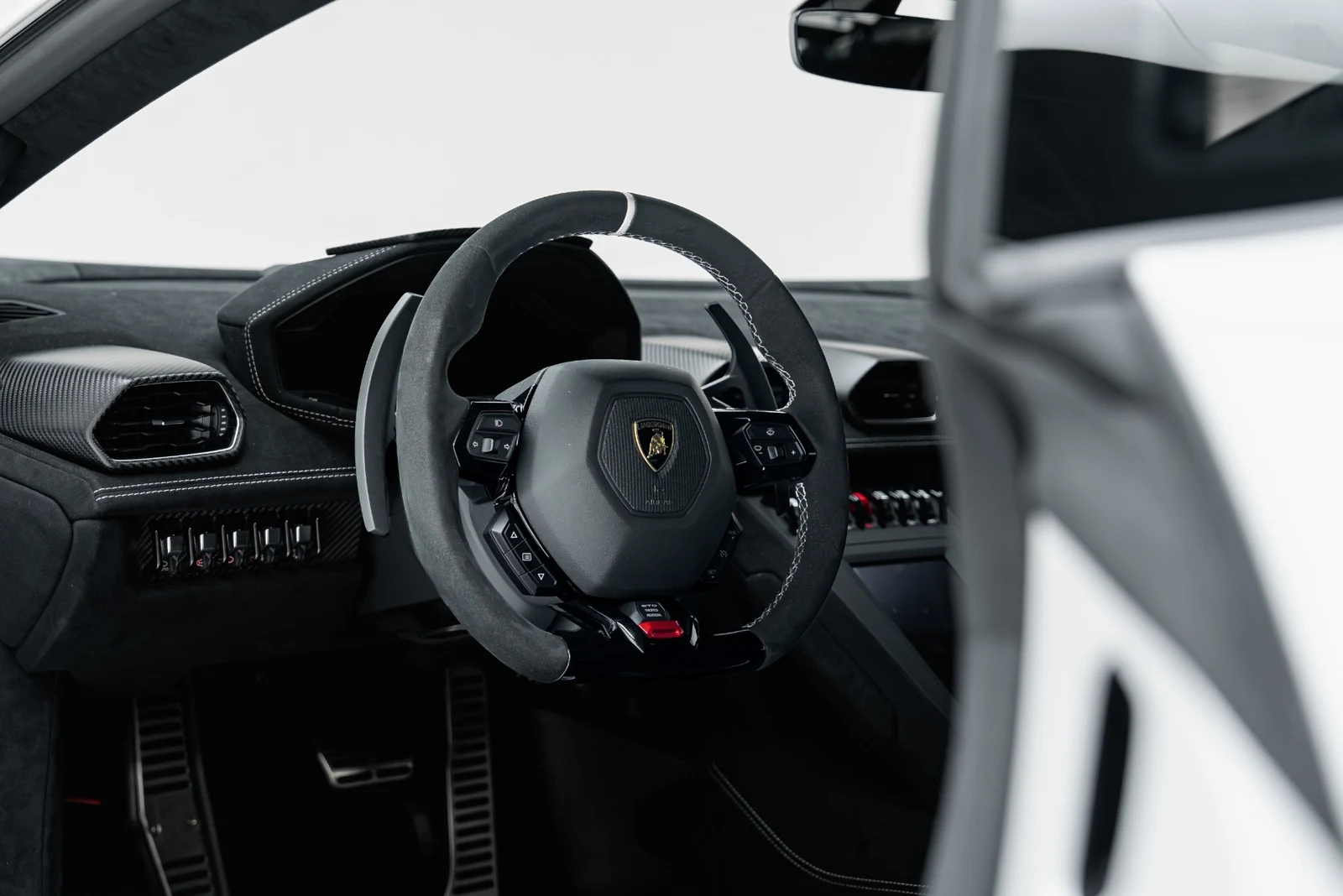 2022 Lamborghini Huracán STO, 23/30