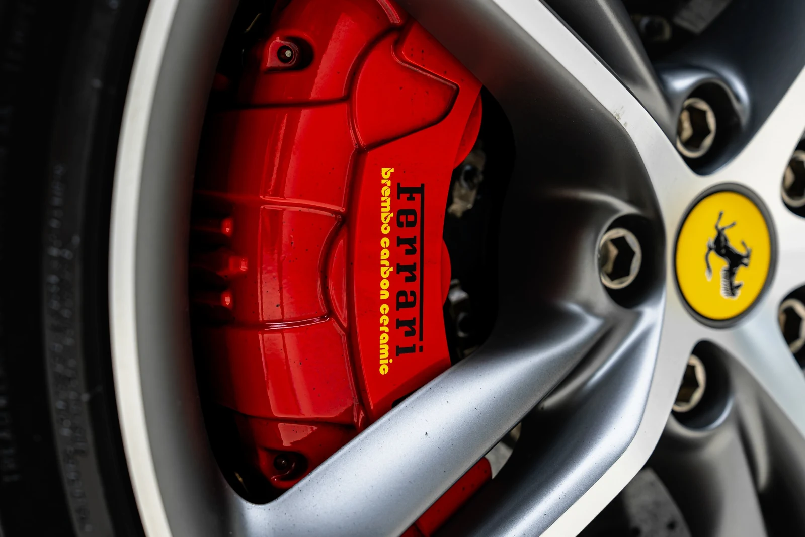 2024 Ferrari 296 GTS, 17/30