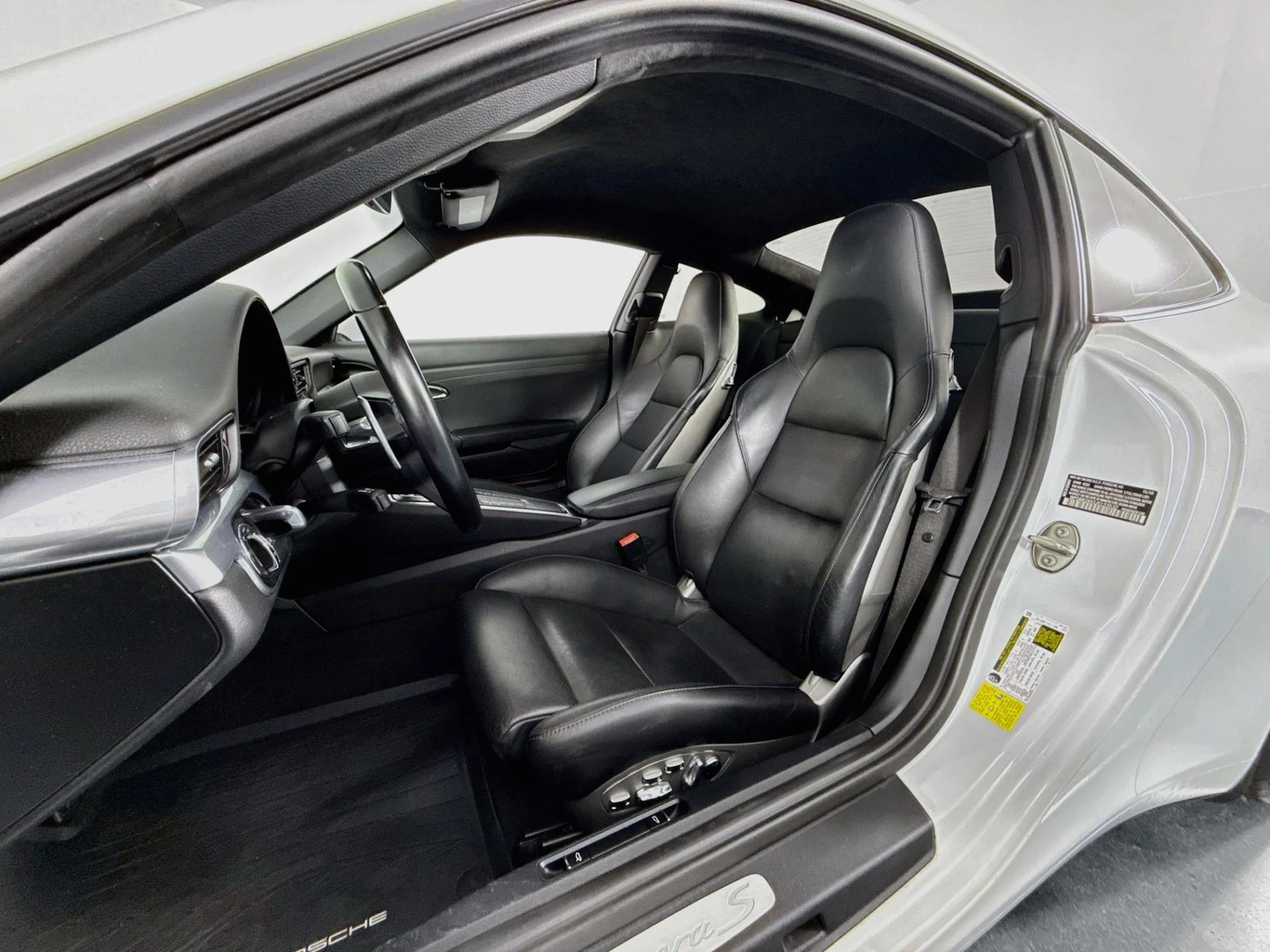 2018 Porsche 911 (991.2) Carrera S, 6/30