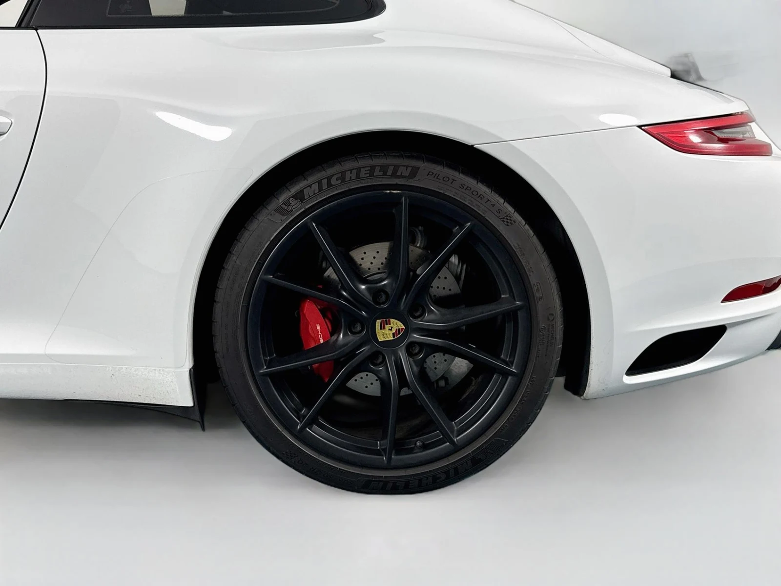 2018 Porsche 911 (991.2) Carrera S, 15/30
