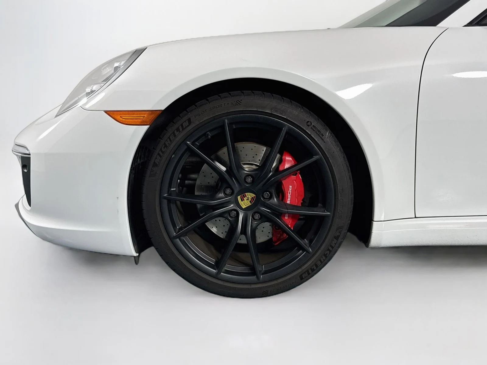 2018 Porsche 911 (991.2) Carrera S, 25/30