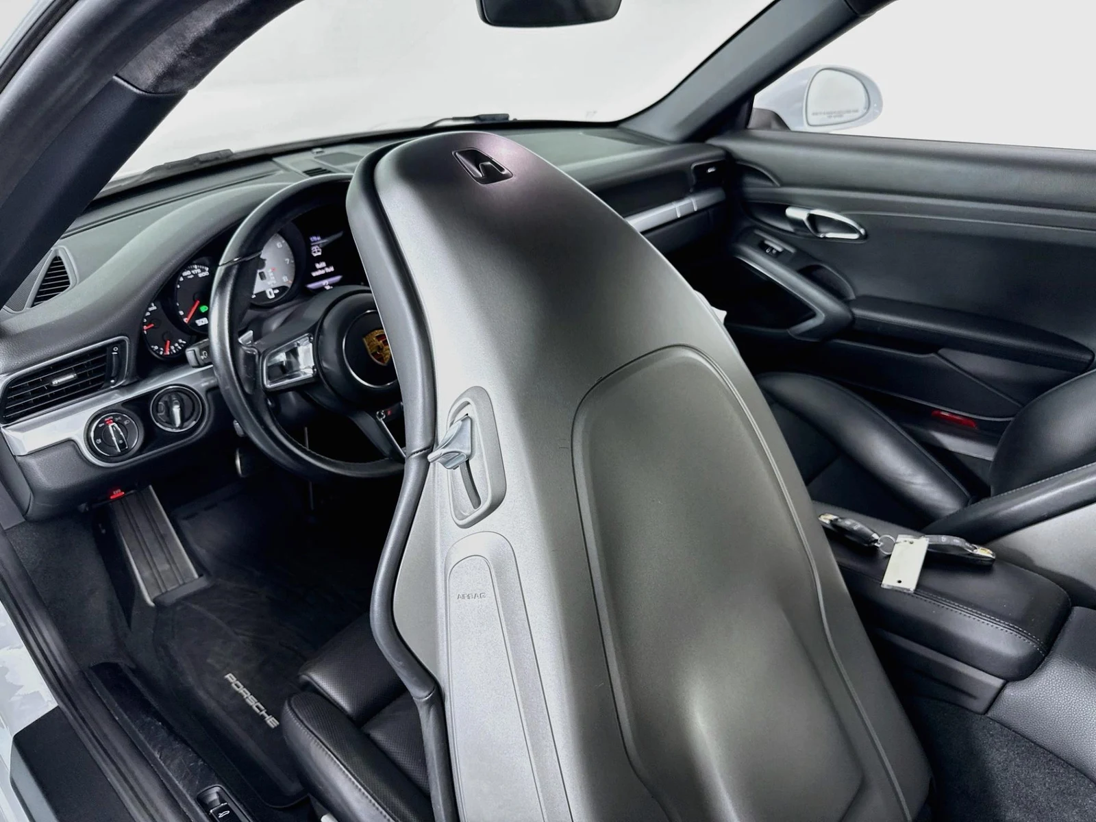2018 Porsche 911 (991.2) Carrera S, 30/30