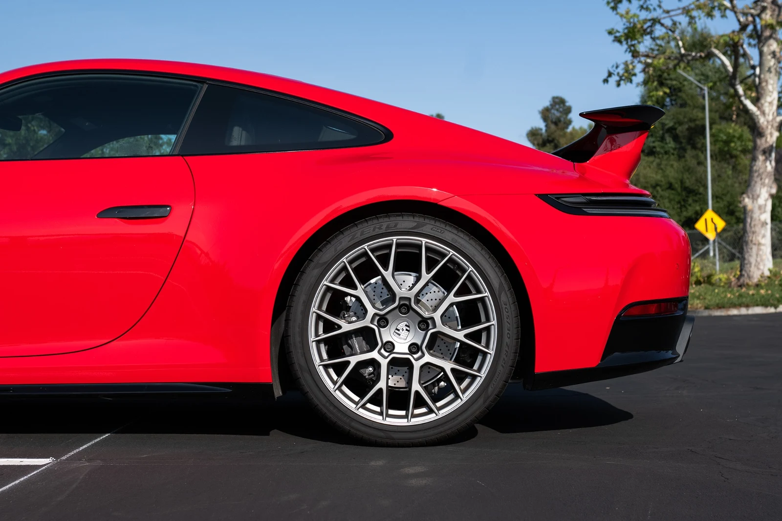 2025 Porsche 911 (992.2) Carrera, 6/30