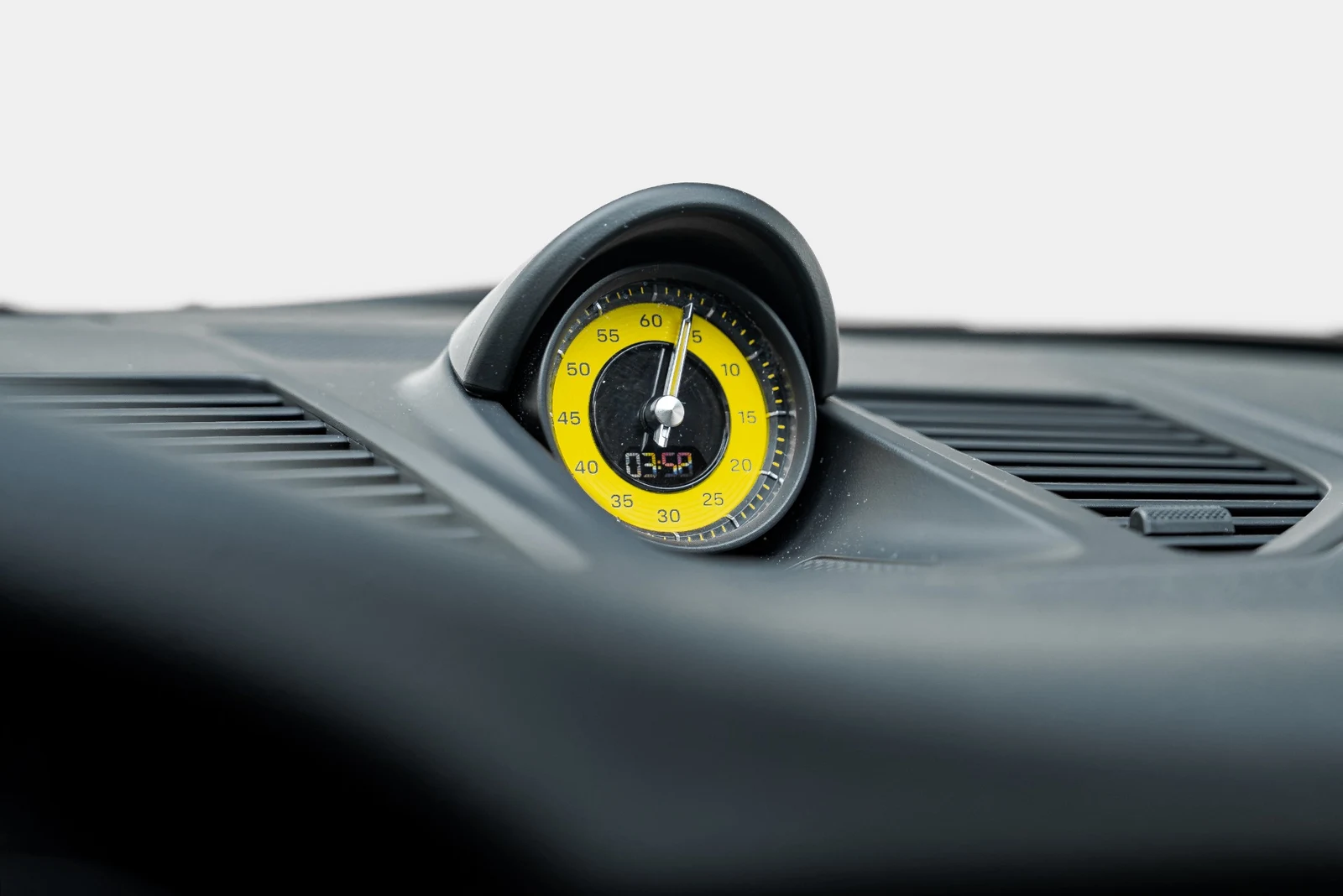 2022 Porsche 911 (992.1) GT3, 27/30