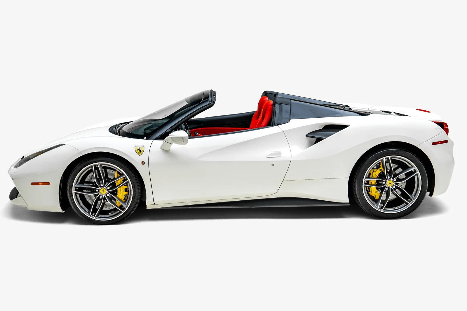 2017 Ferrari 488 Spider, 8/30