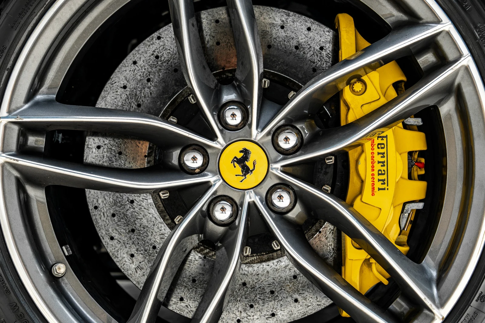 2017 Ferrari 488 Spider, 18/30