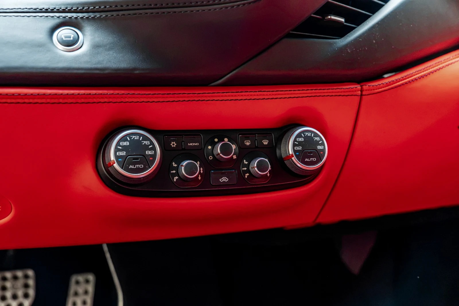 2017 Ferrari 488 Spider, 27/30