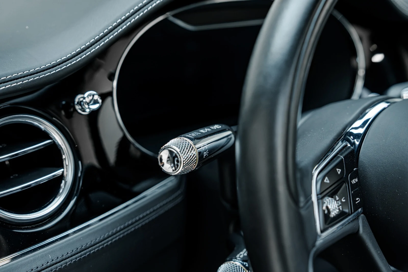 2020 Bentley Continental GTC V8, 24/30