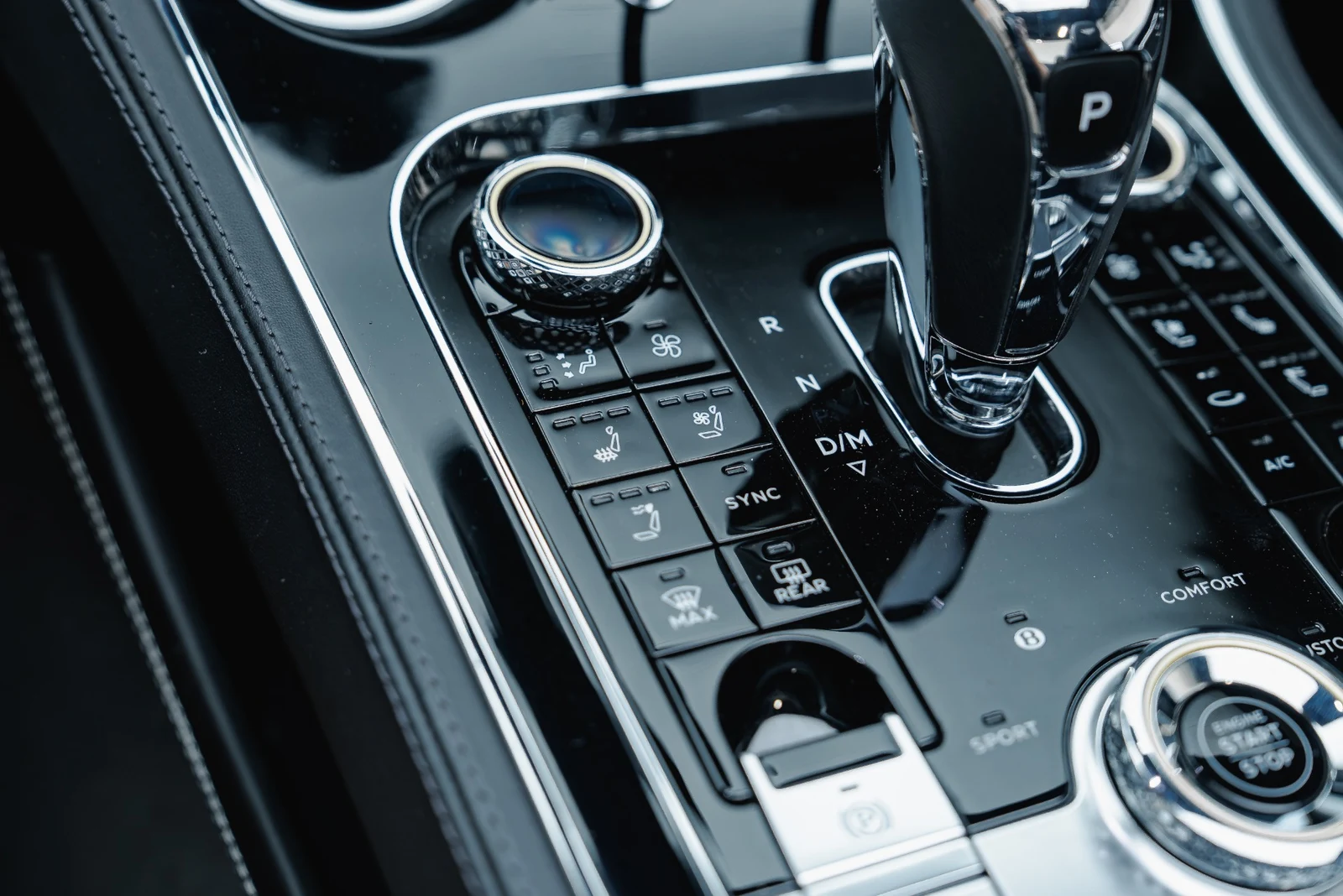 2020 Bentley Continental GTC V8, 27/30