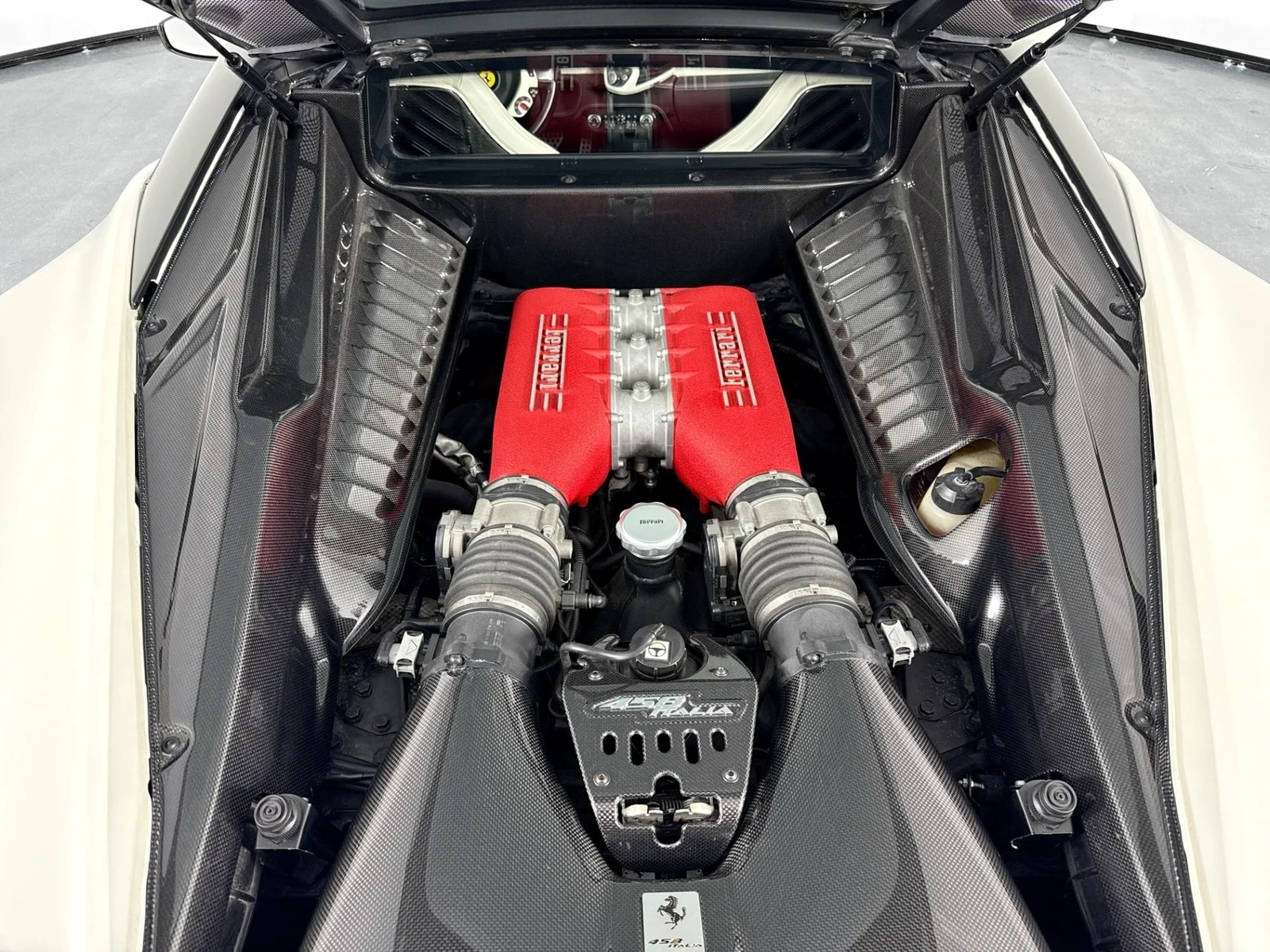 2010 Ferrari 458 Italia, 13/30