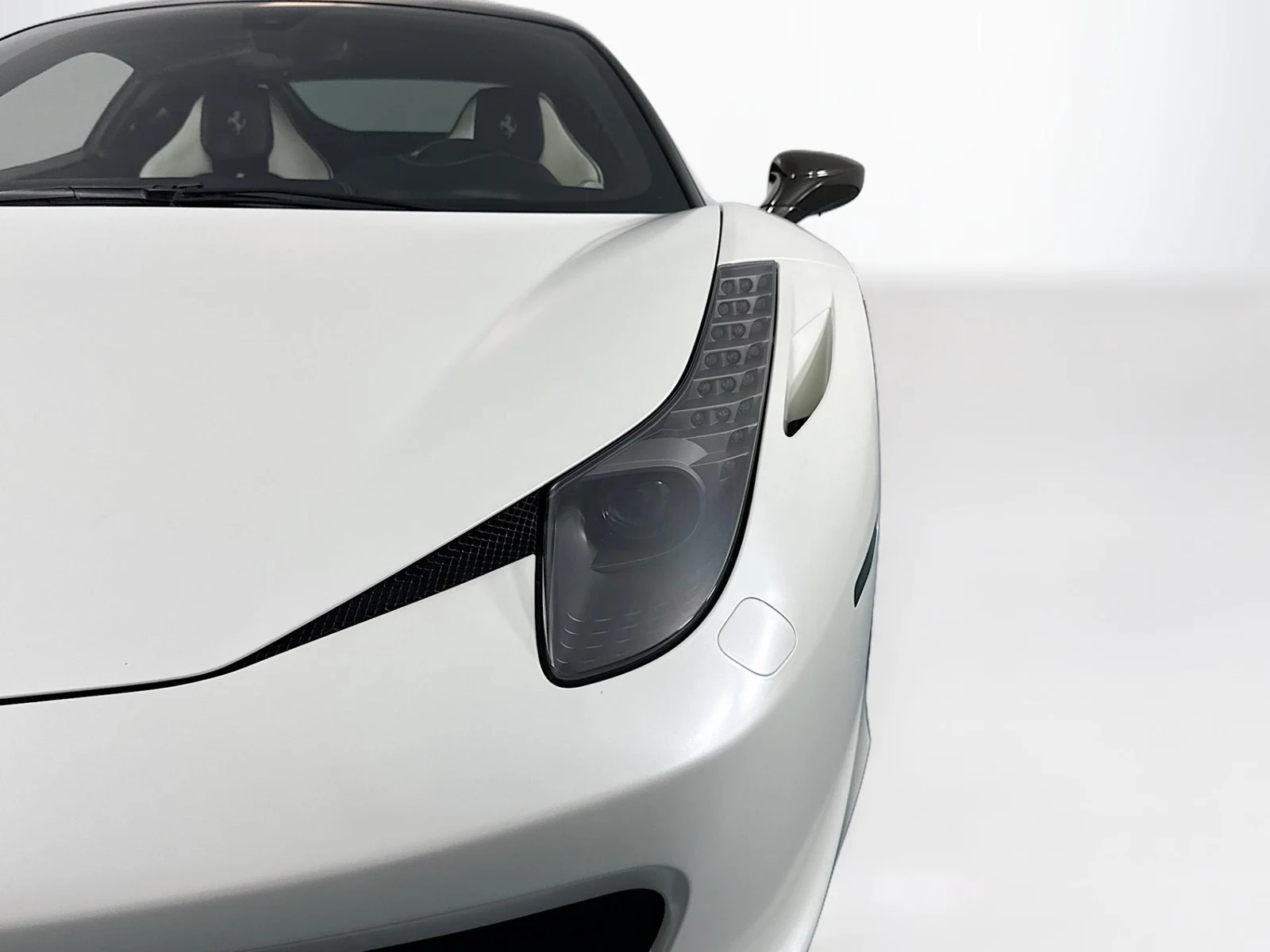 2010 Ferrari 458 Italia, 27/30