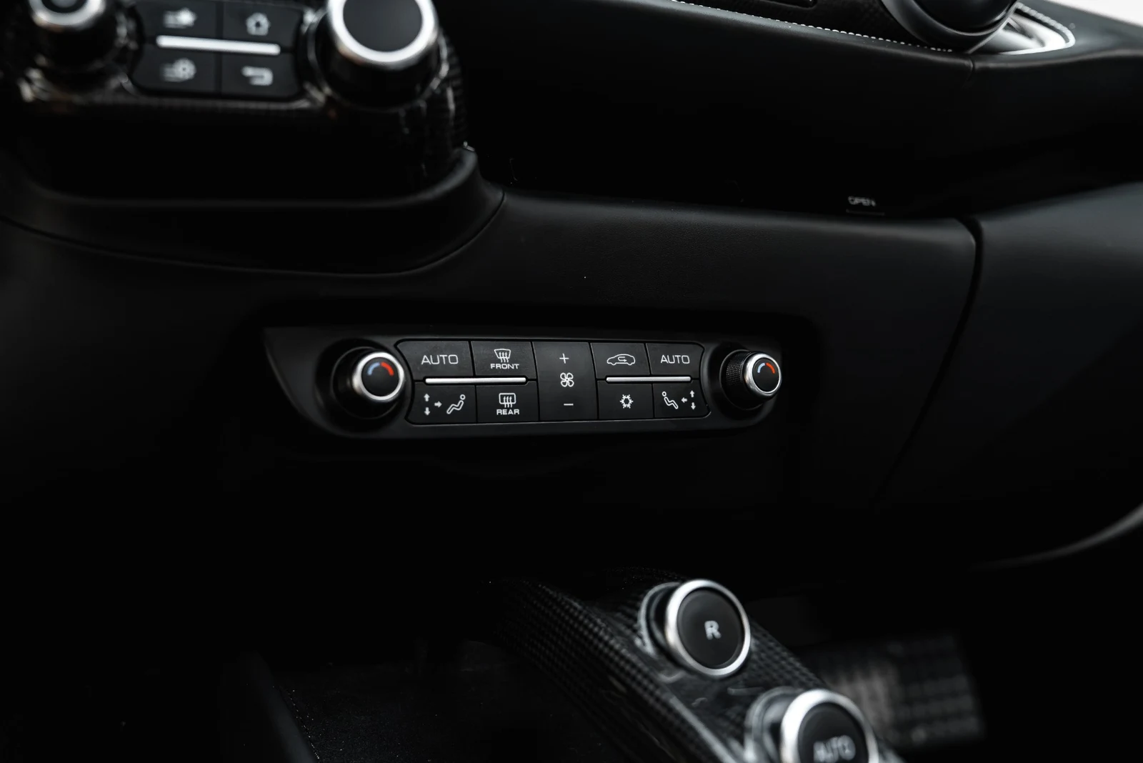 2022 Ferrari 812 GTS, 25/30