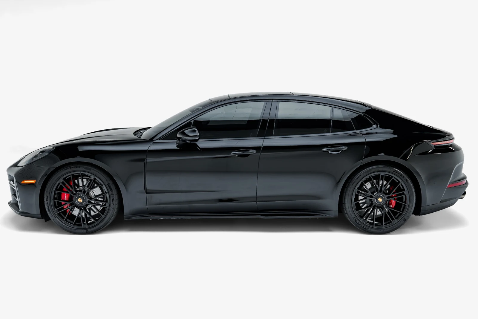 2026 Porsche Panamera GTS, 5/30