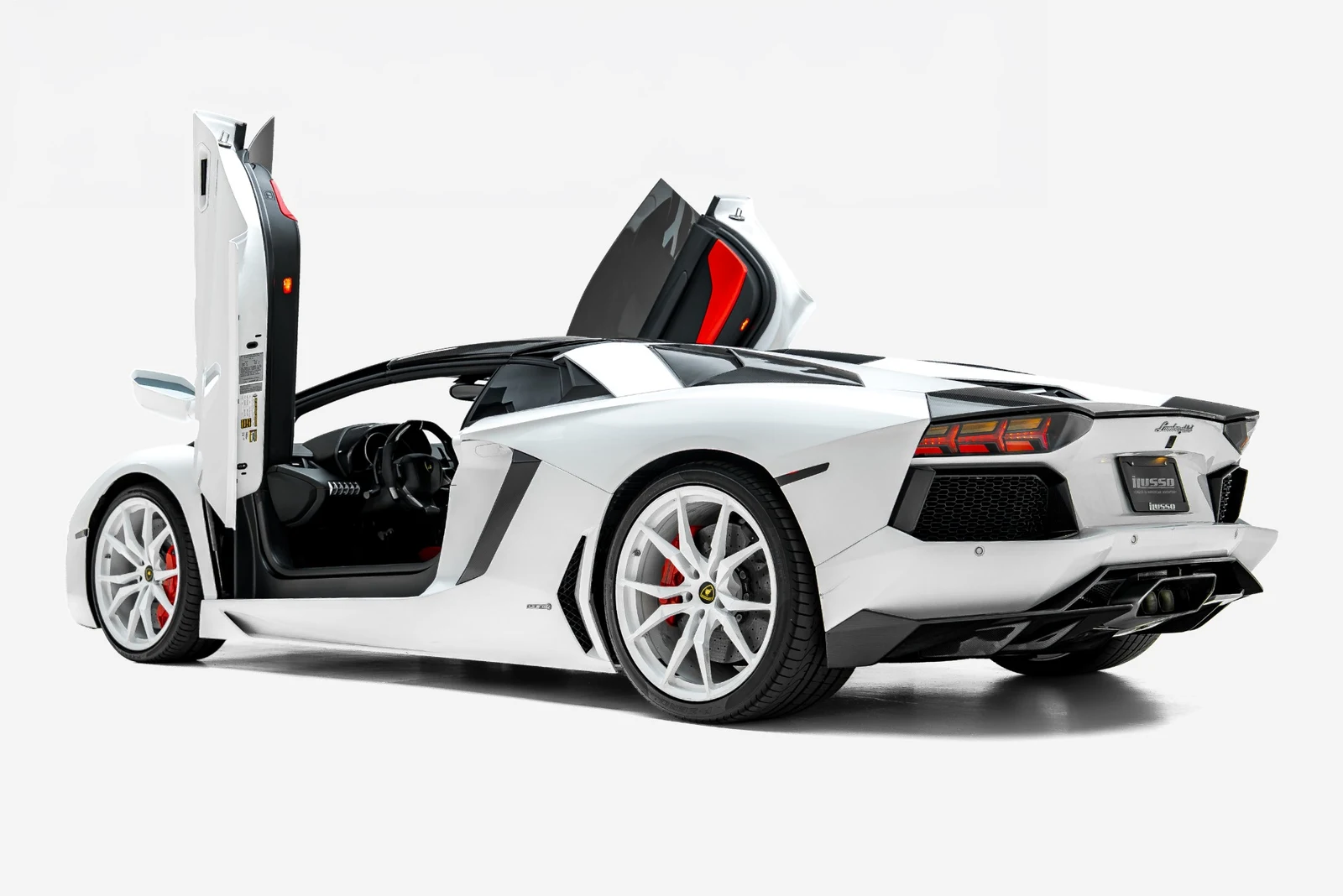 2016 Lamborghini Aventador LP700-4, 5/30