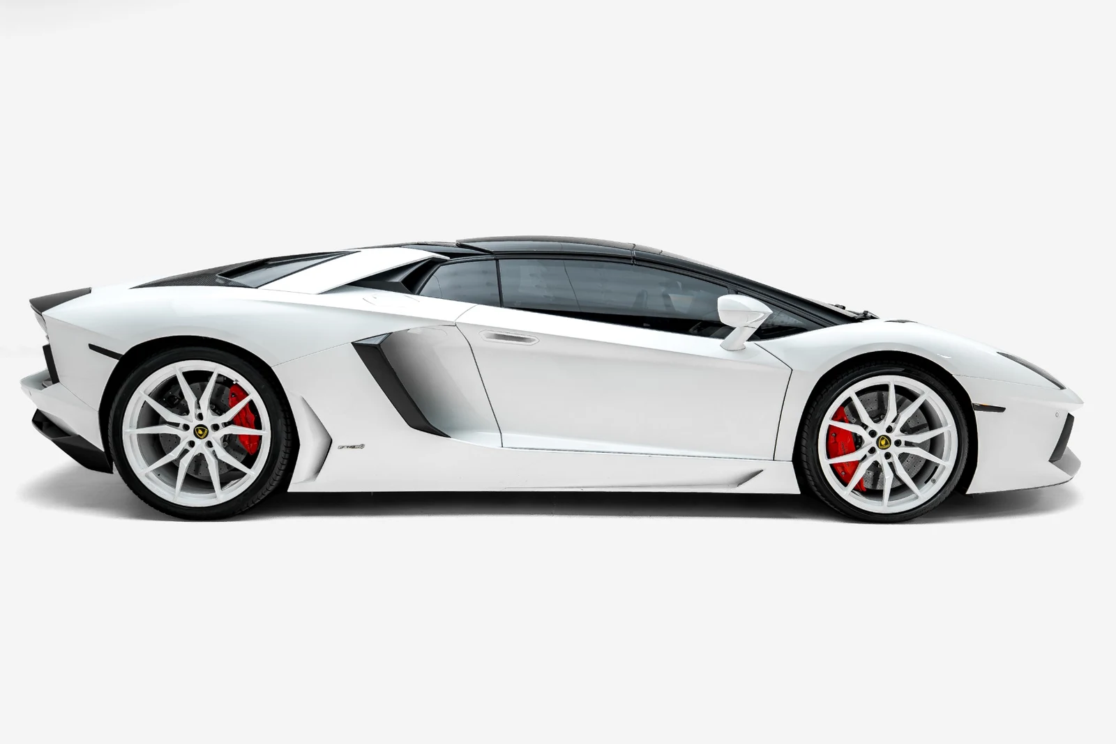 2016 Lamborghini Aventador LP700-4, 6/30