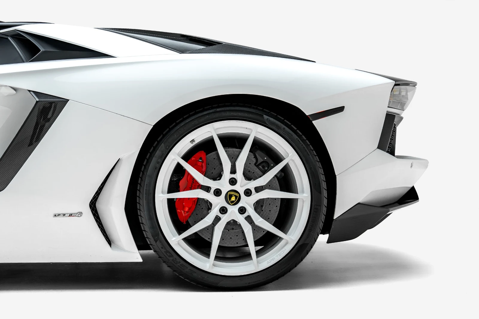 2016 Lamborghini Aventador LP700-4, 12/30