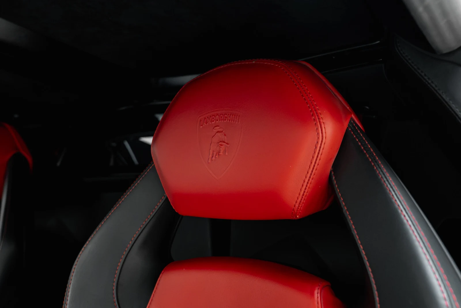 2016 Lamborghini Aventador LP700-4, 21/30