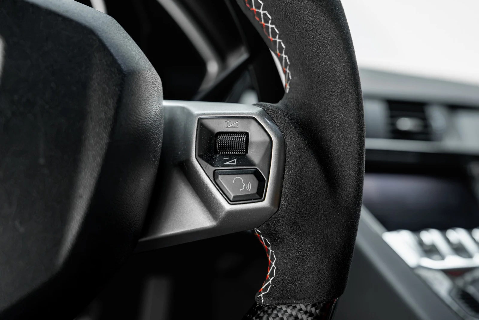 2016 Lamborghini Aventador LP700-4, 23/30