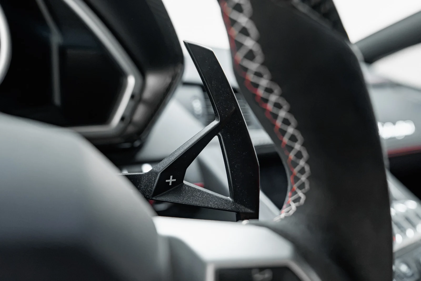 2016 Lamborghini Aventador LP700-4, 24/30