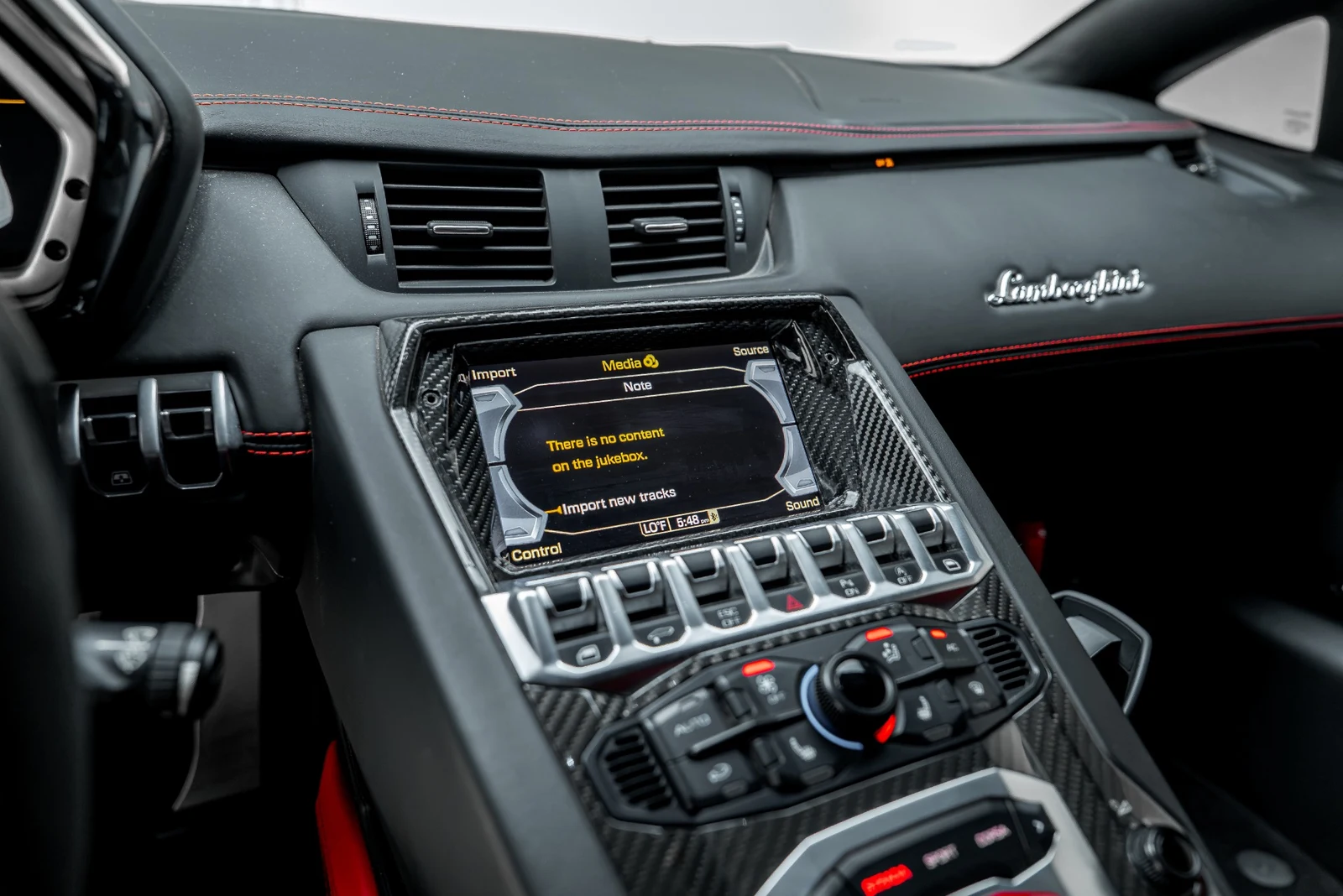 2016 Lamborghini Aventador LP700-4, 25/30