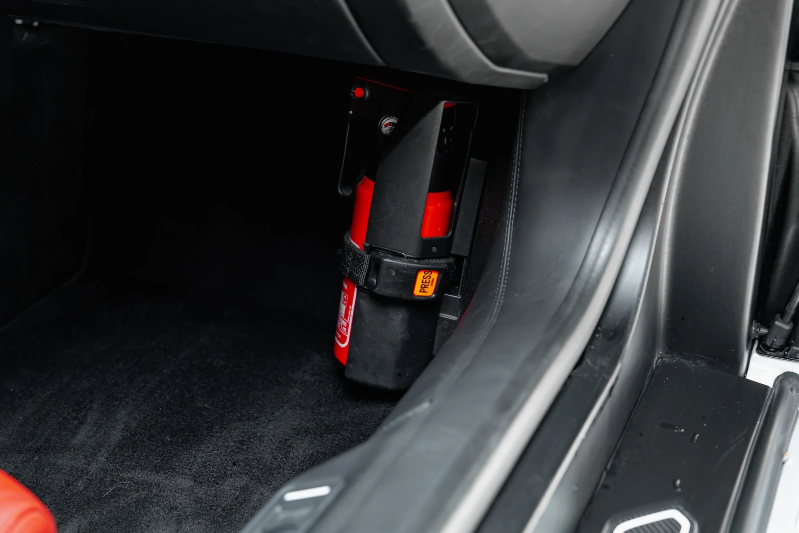 2016 Lamborghini Aventador LP700-4, 28/30