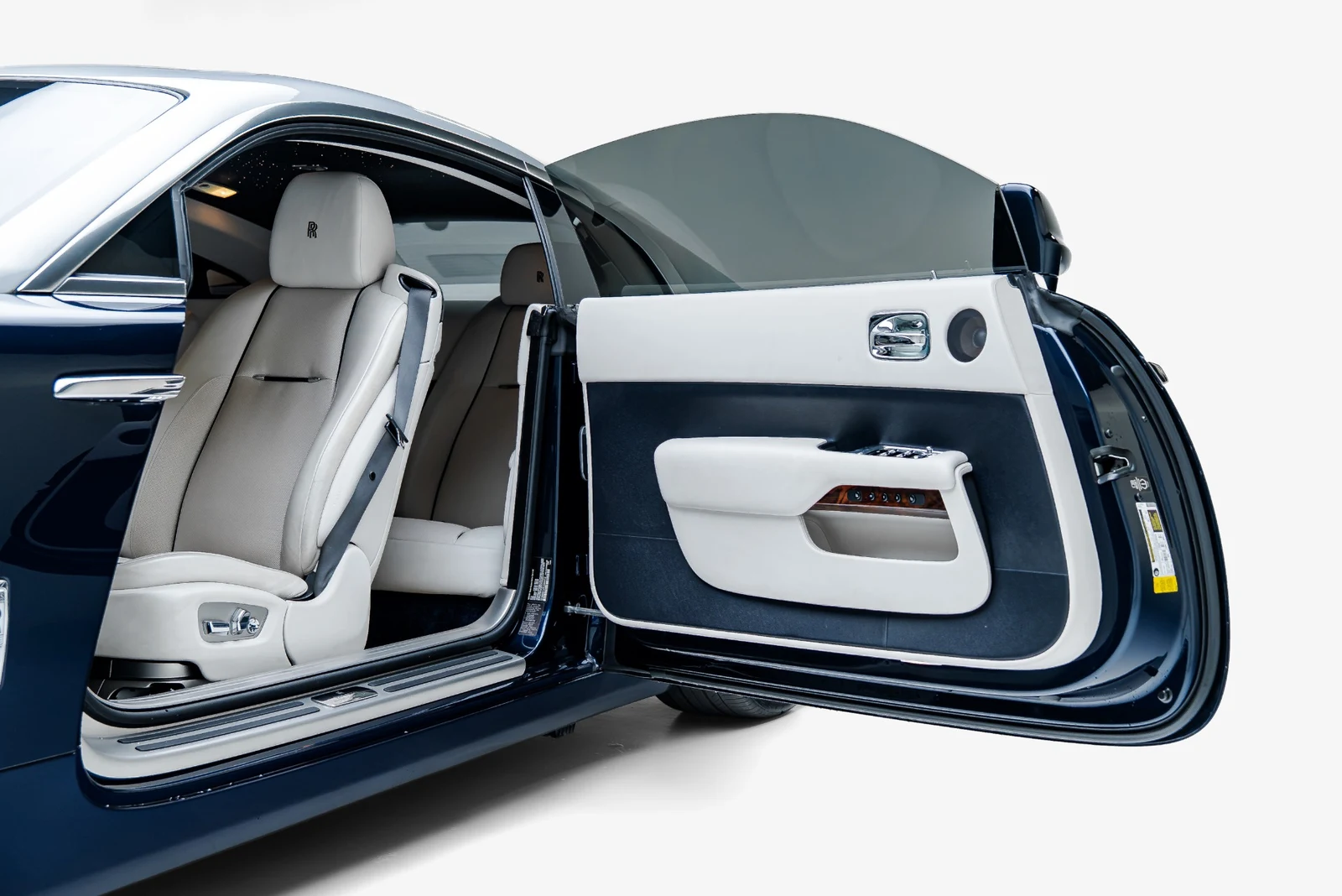 2014 Rolls-Royce Wraith, 2/30
