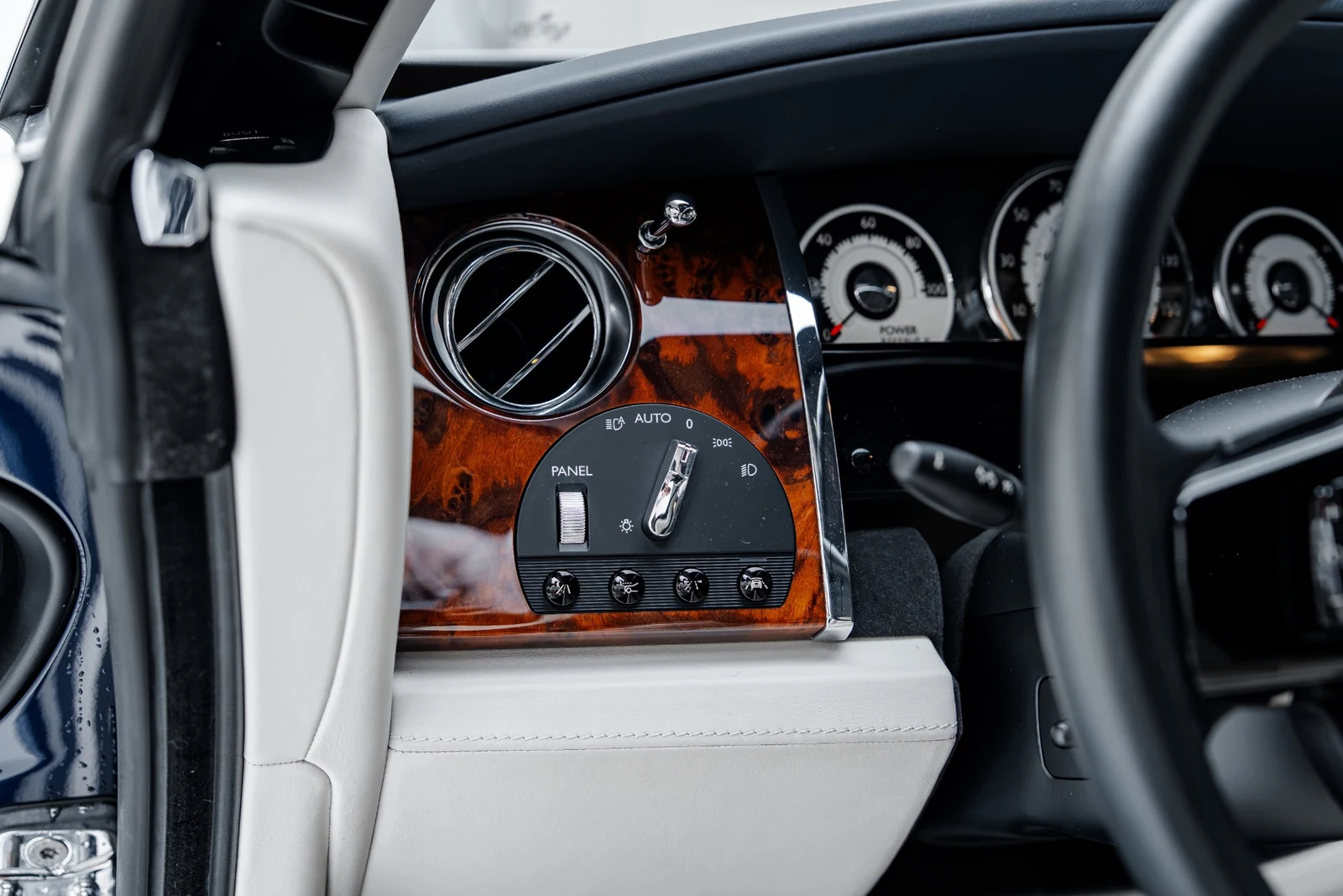 2014 Rolls-Royce Wraith, 20/30