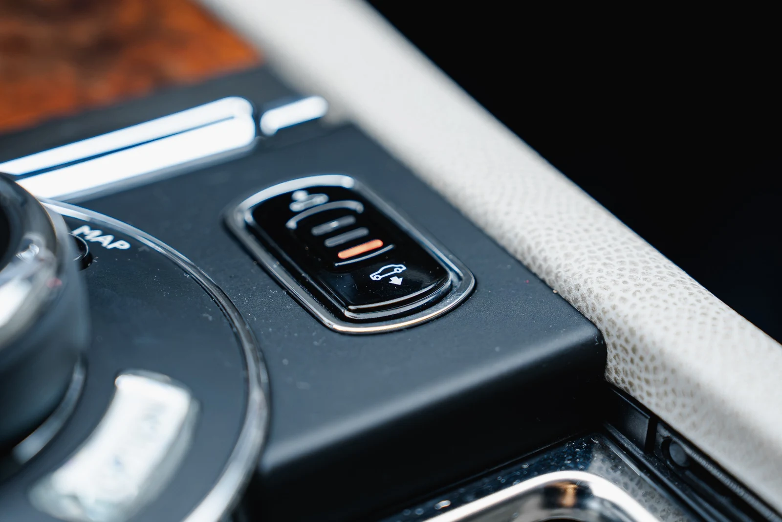 2014 Rolls-Royce Wraith, 26/30
