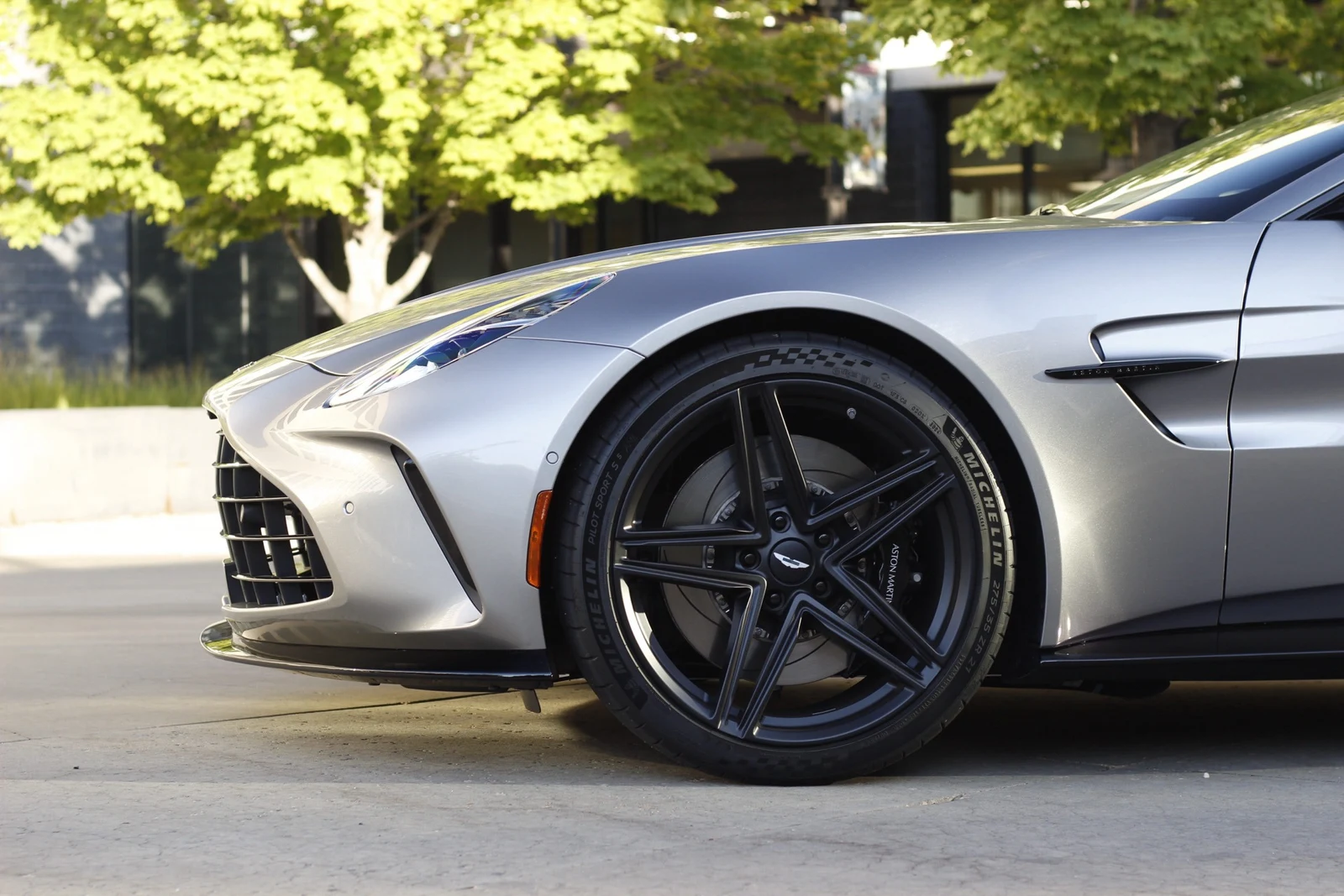 2025 Aston Martin Vantage, 6/30