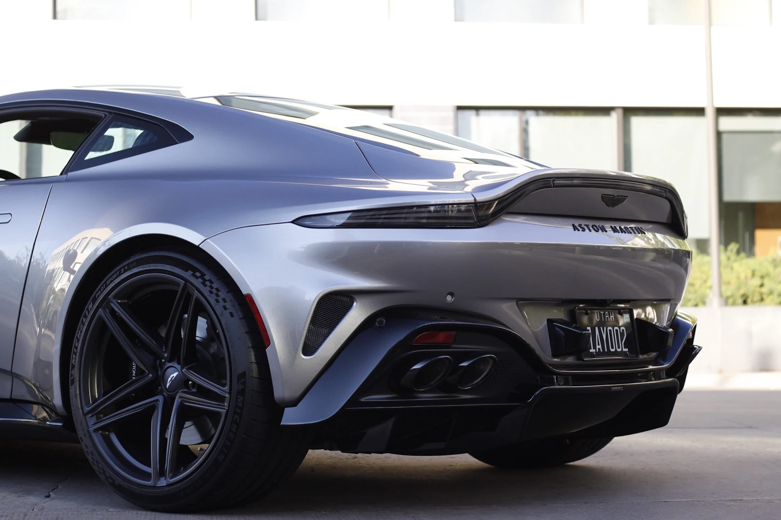 2025 Aston Martin Vantage, 8/30