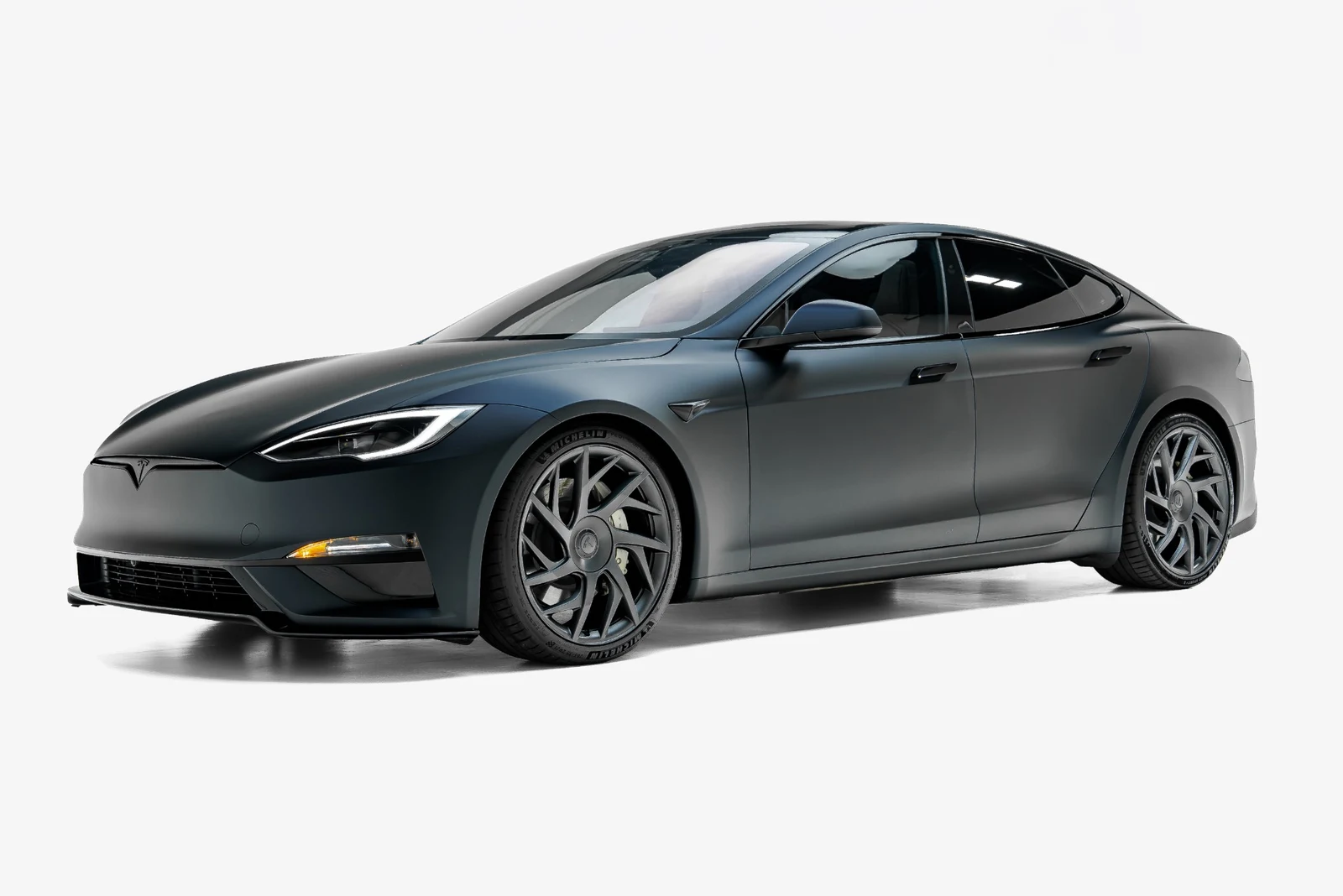 Tesla Model S Plaid | iLusso Costa Mesa