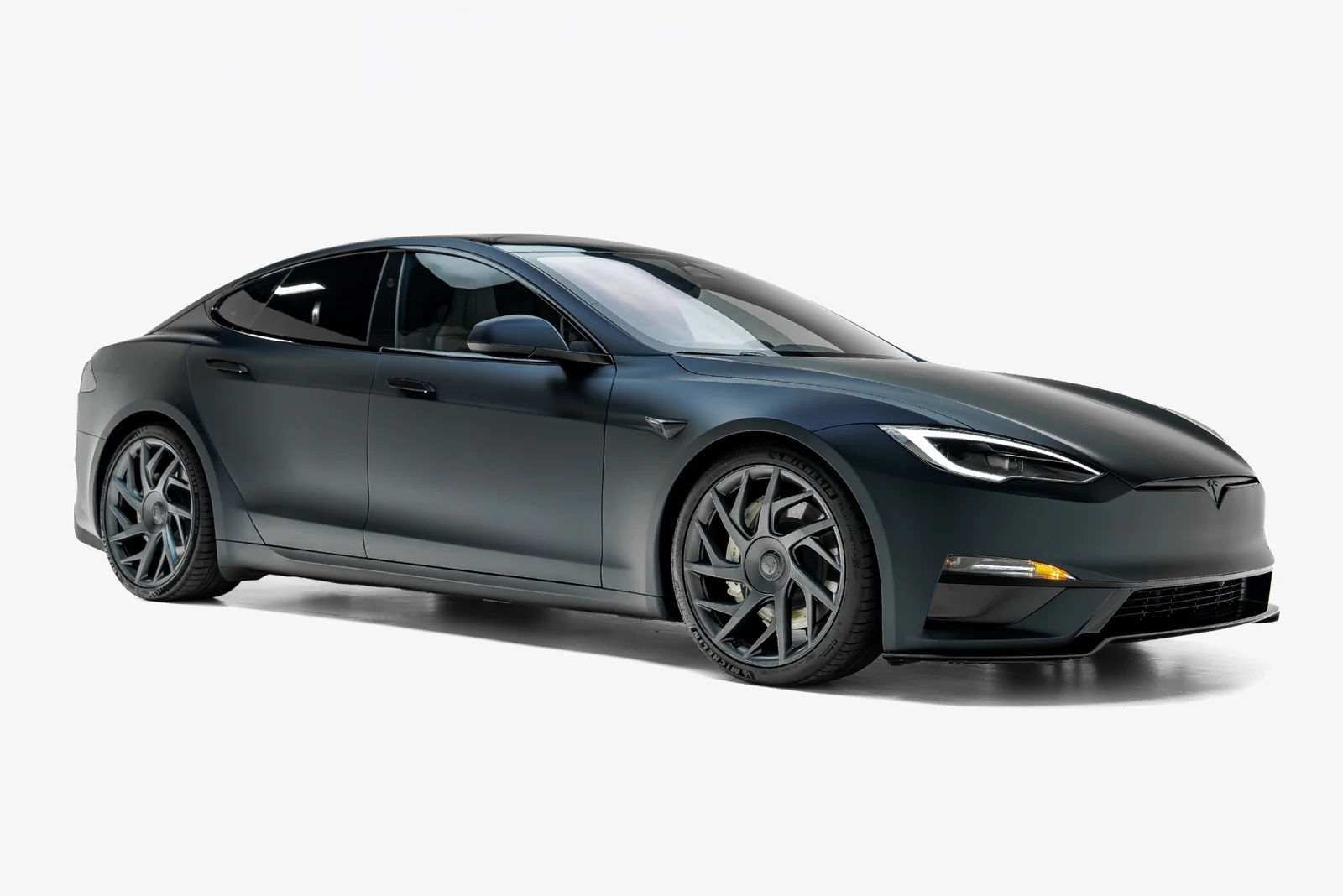2026 Tesla Model S Plaid, 3/30
