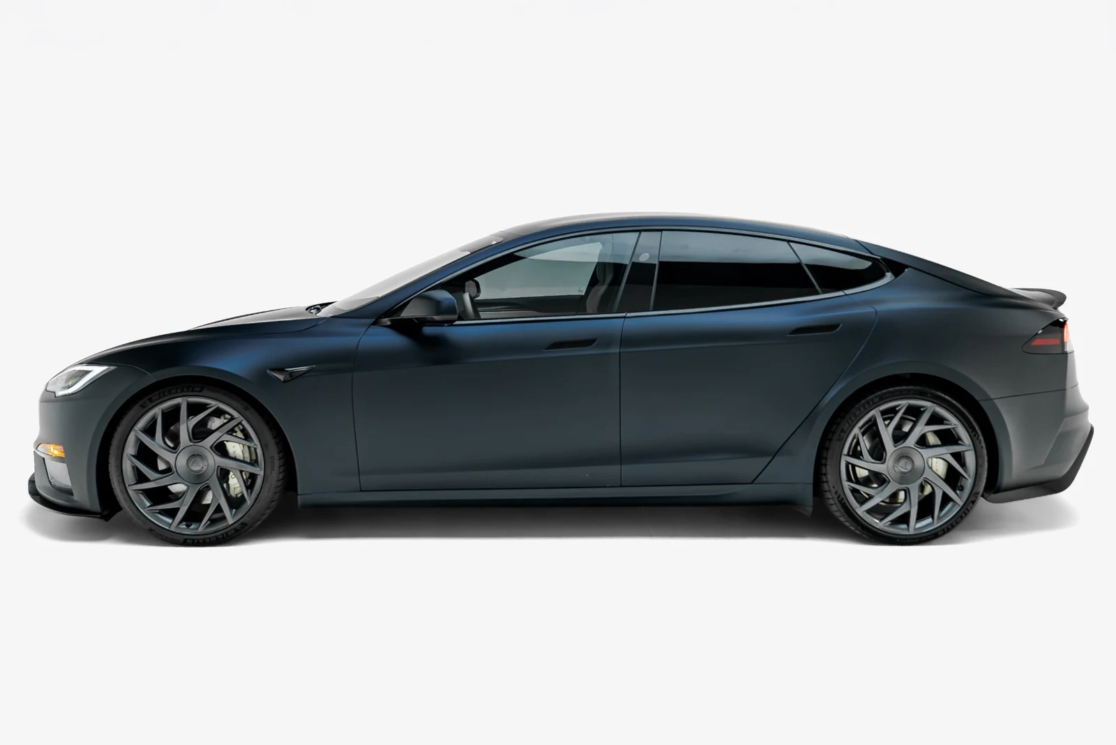 2026 Tesla Model S Plaid, 4/30