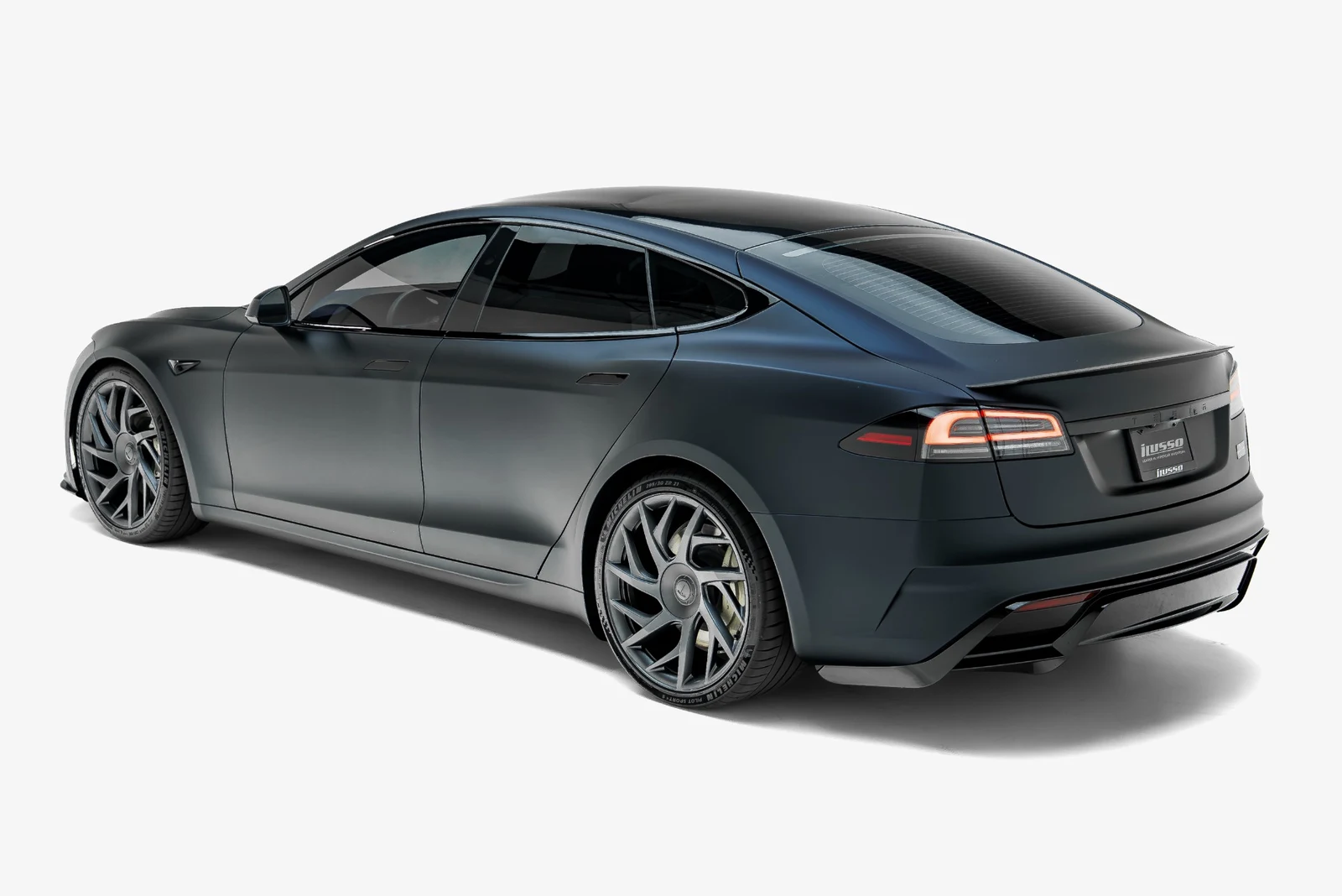 2026 Tesla Model S Plaid, 8/30