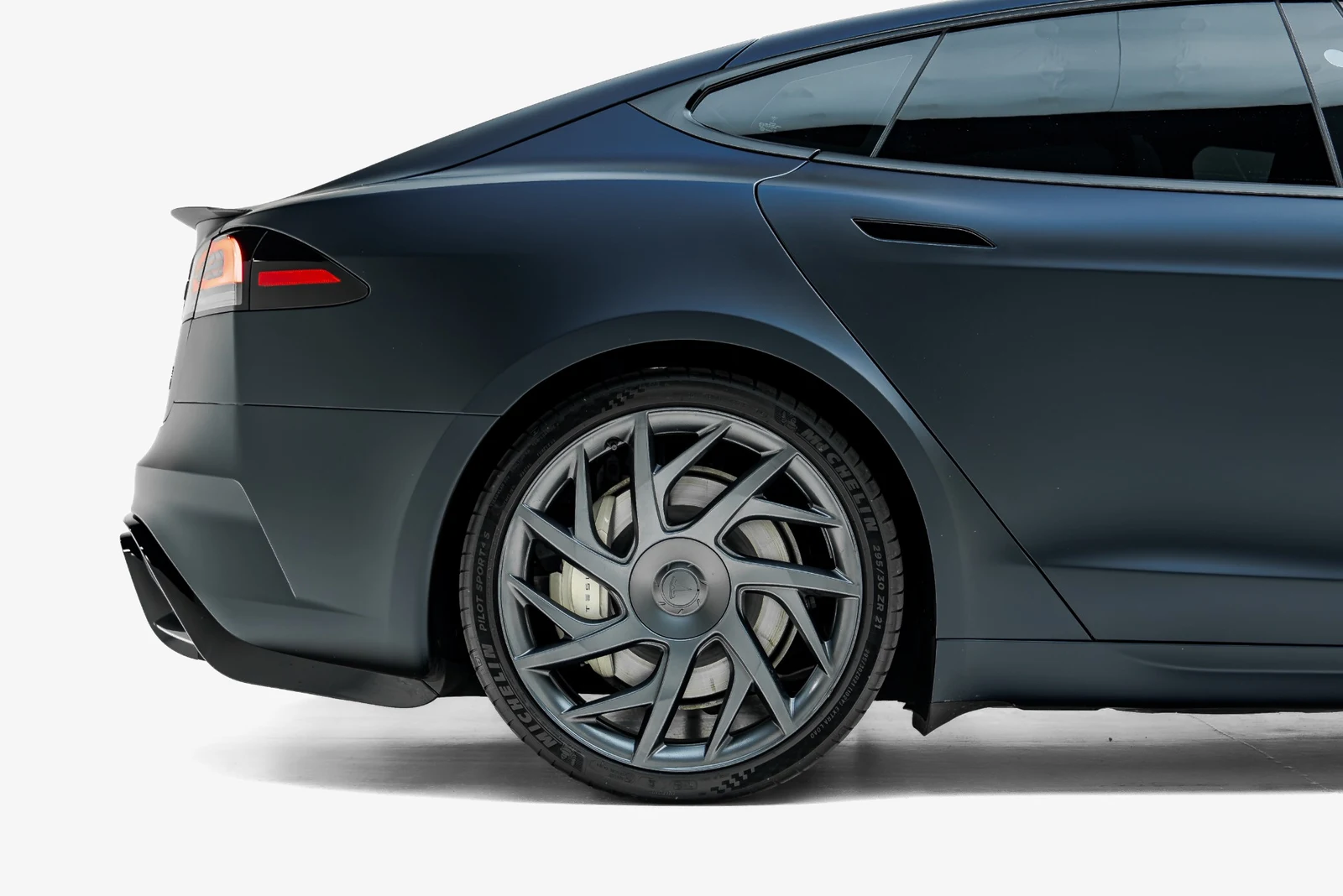 2026 Tesla Model S Plaid, 9/30