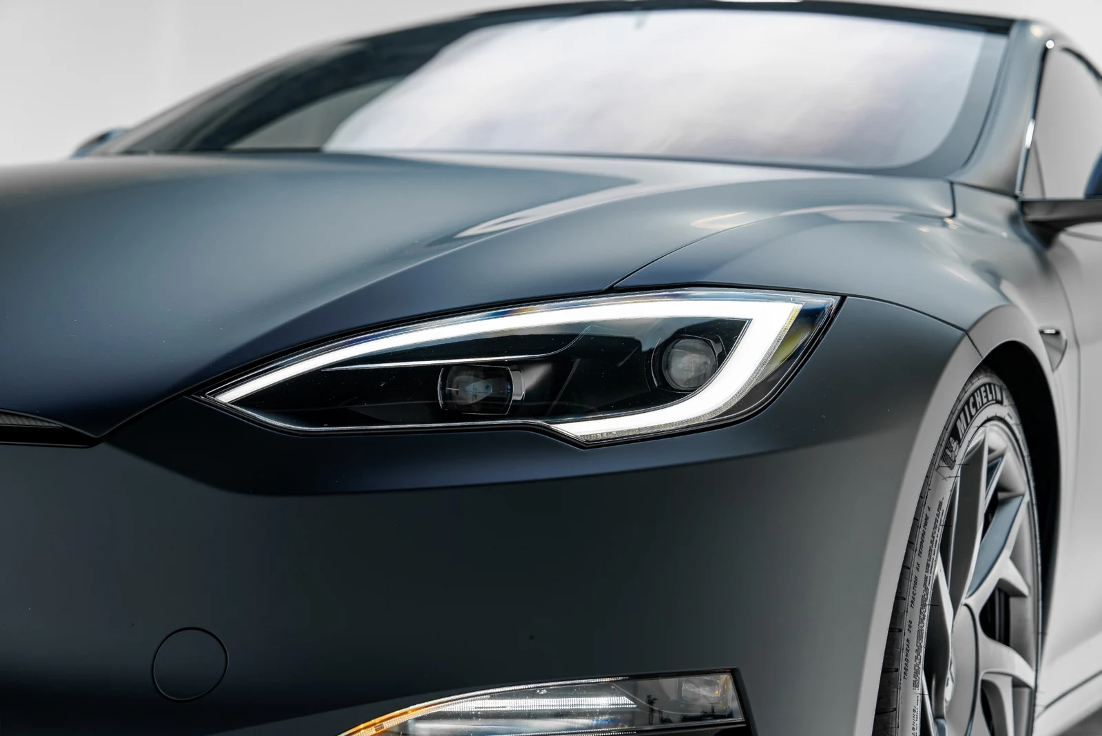 2026 Tesla Model S Plaid, 12/30
