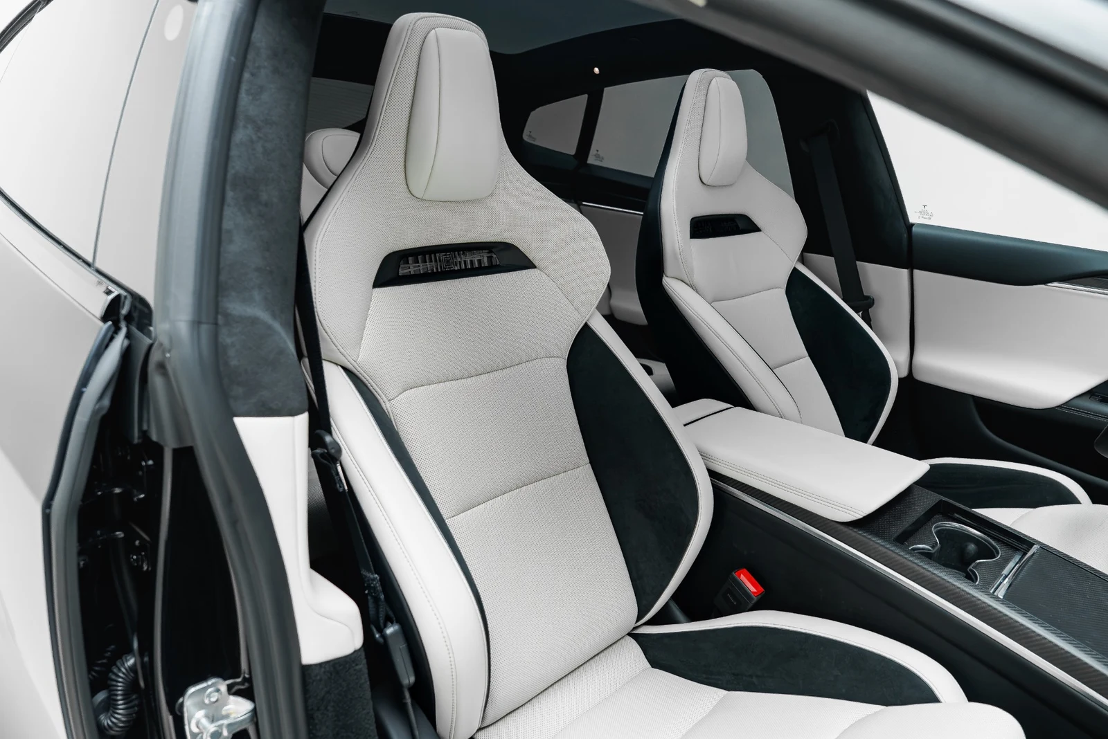 2026 Tesla Model S Plaid, 23/30