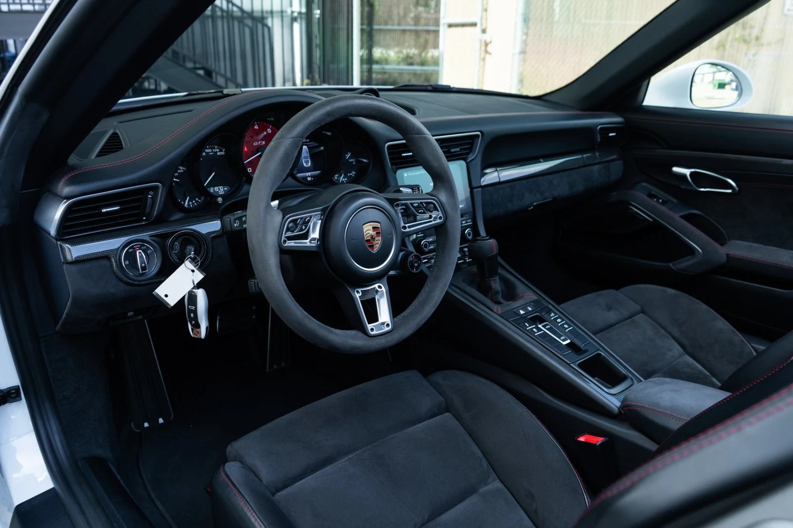 2018 Porsche 911 (991.2) Targa 4 GTS, 5/30