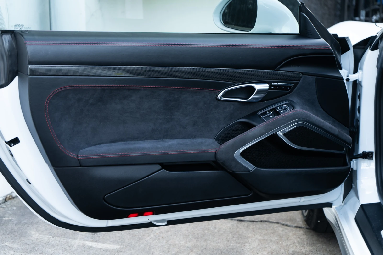 2018 Porsche 911 (991.2) Targa 4 GTS, 22/30