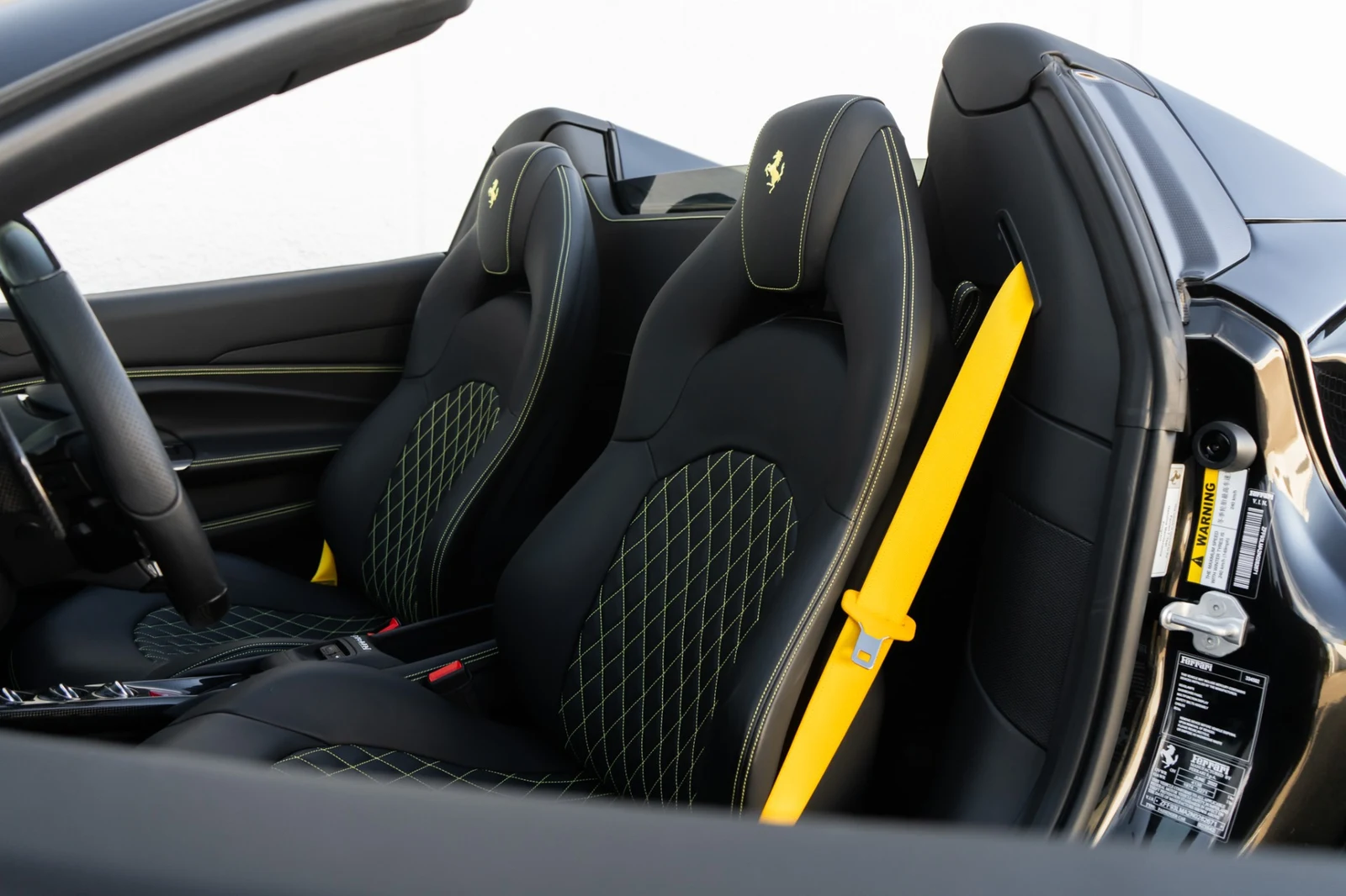 2022 Ferrari F8 Spider, 17/30
