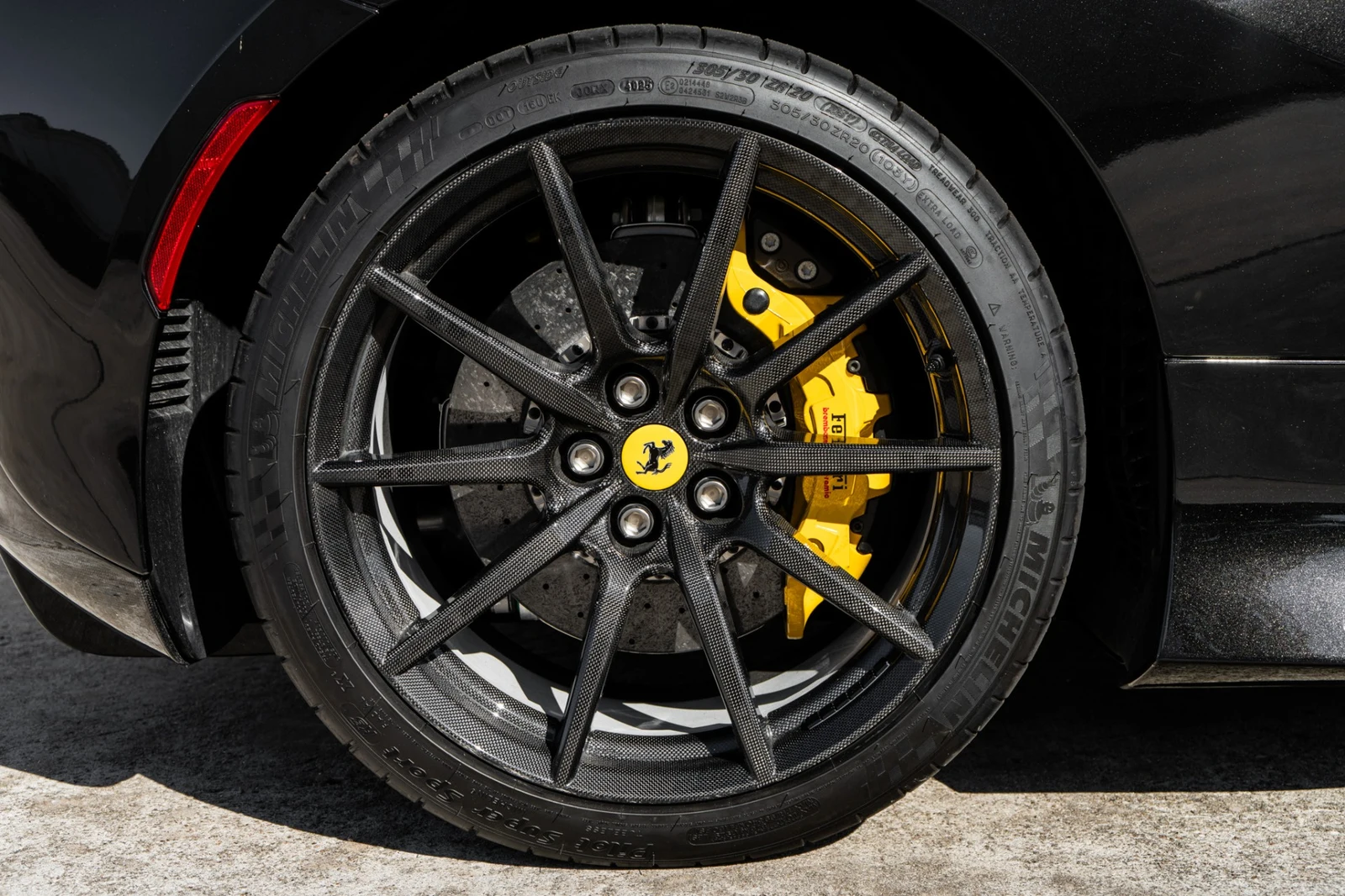 2022 Ferrari F8 Spider, 27/30