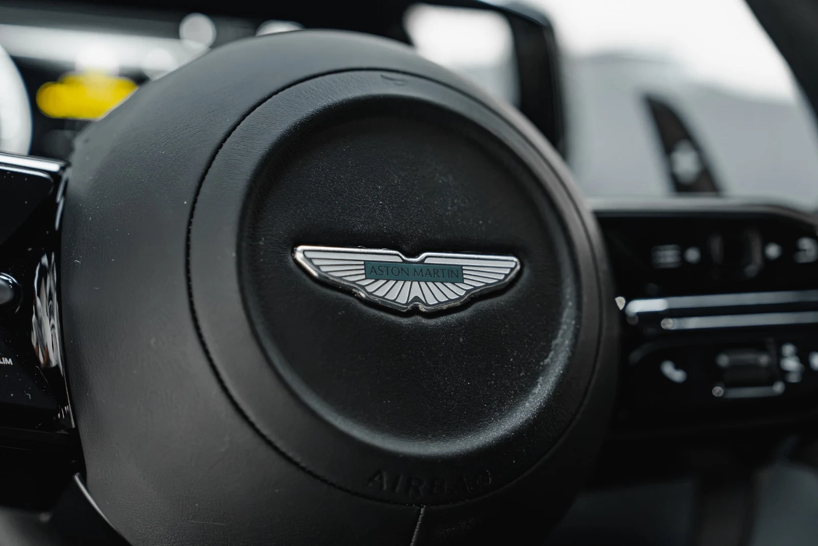 2025 Aston Martin Vantage, 23/30