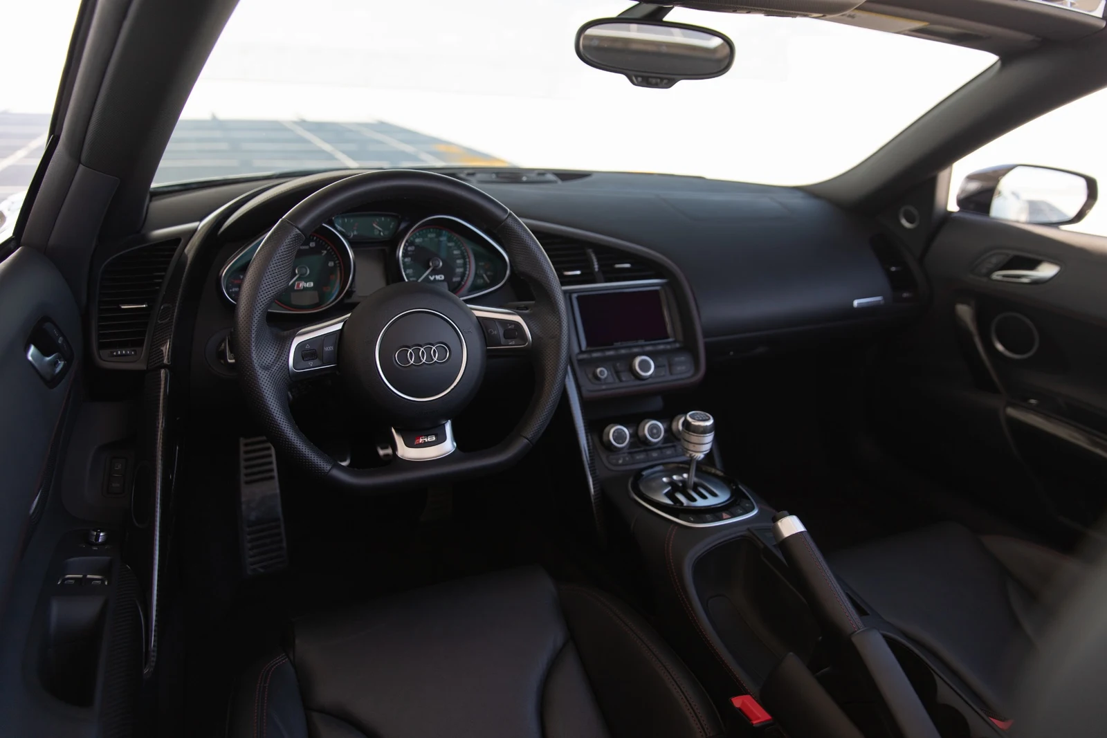 2014 Audi R8 5.2 quattro Spyder (Type 42), 6/30