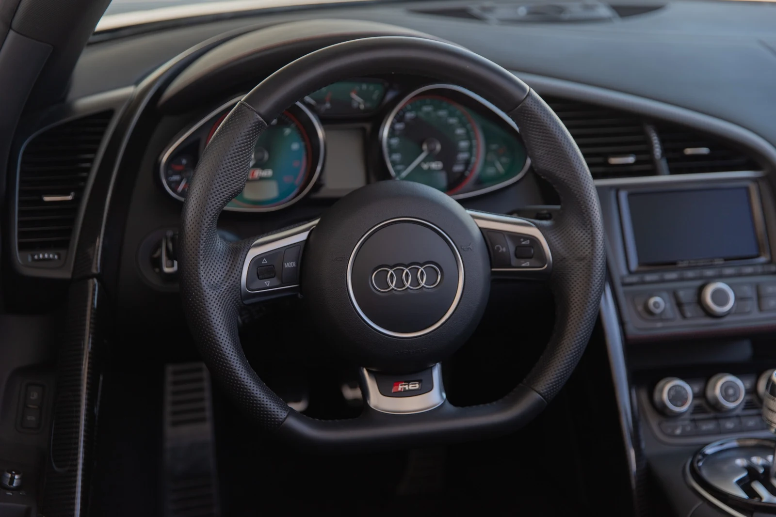 2014 Audi R8 5.2 quattro Spyder (Type 42), 22/30