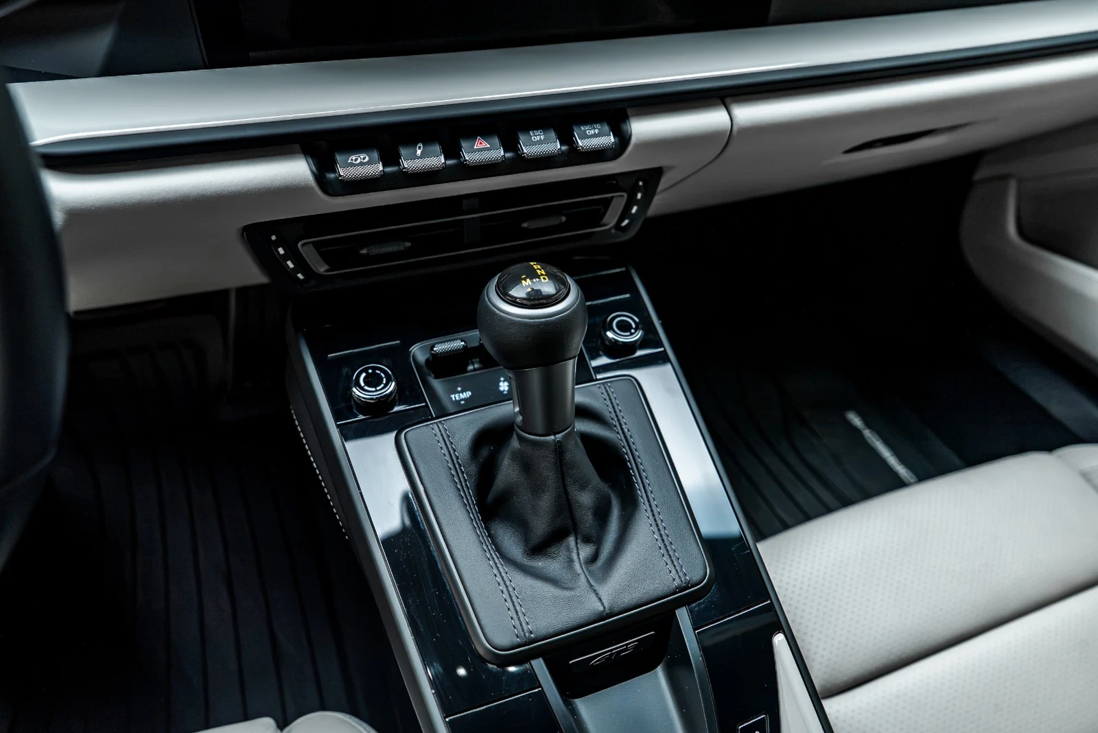 2023 Porsche 911 (992.1) GT3 Touring, 25/30