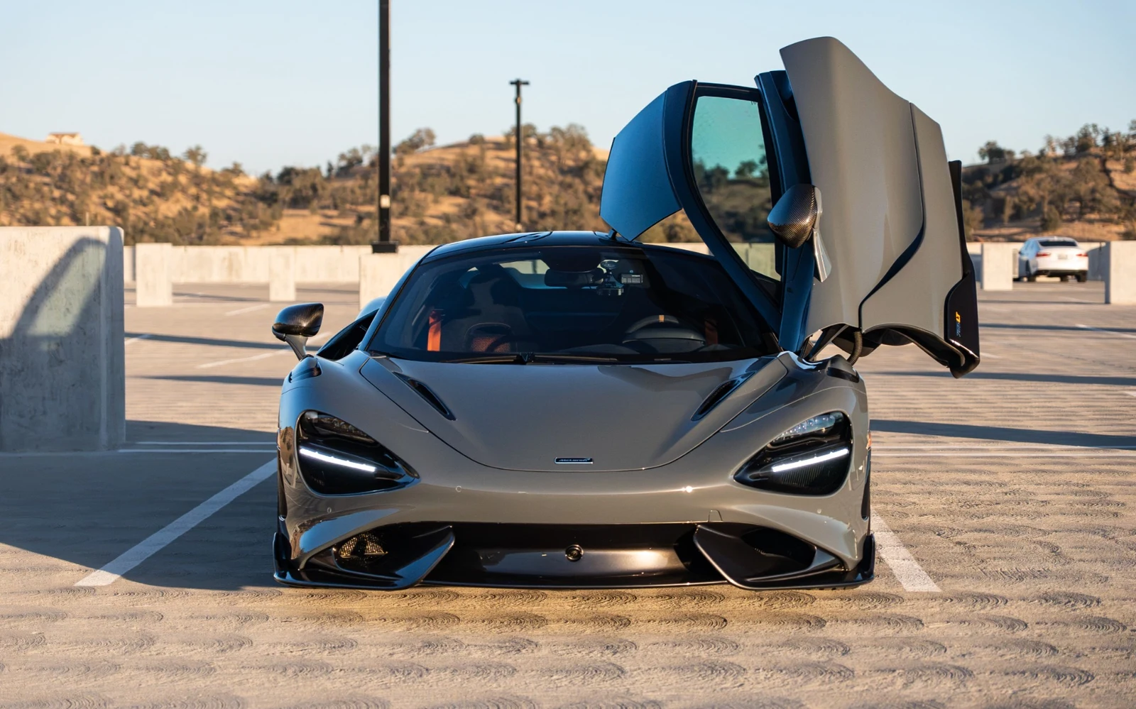 2021 McLaren 765LT, 6/30