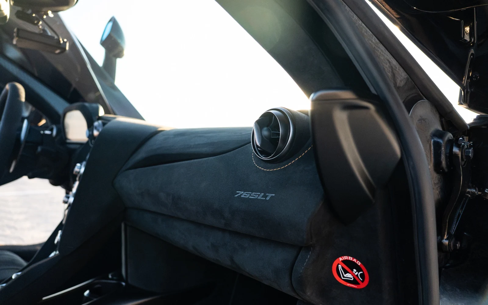 2021 McLaren 765LT, 21/30